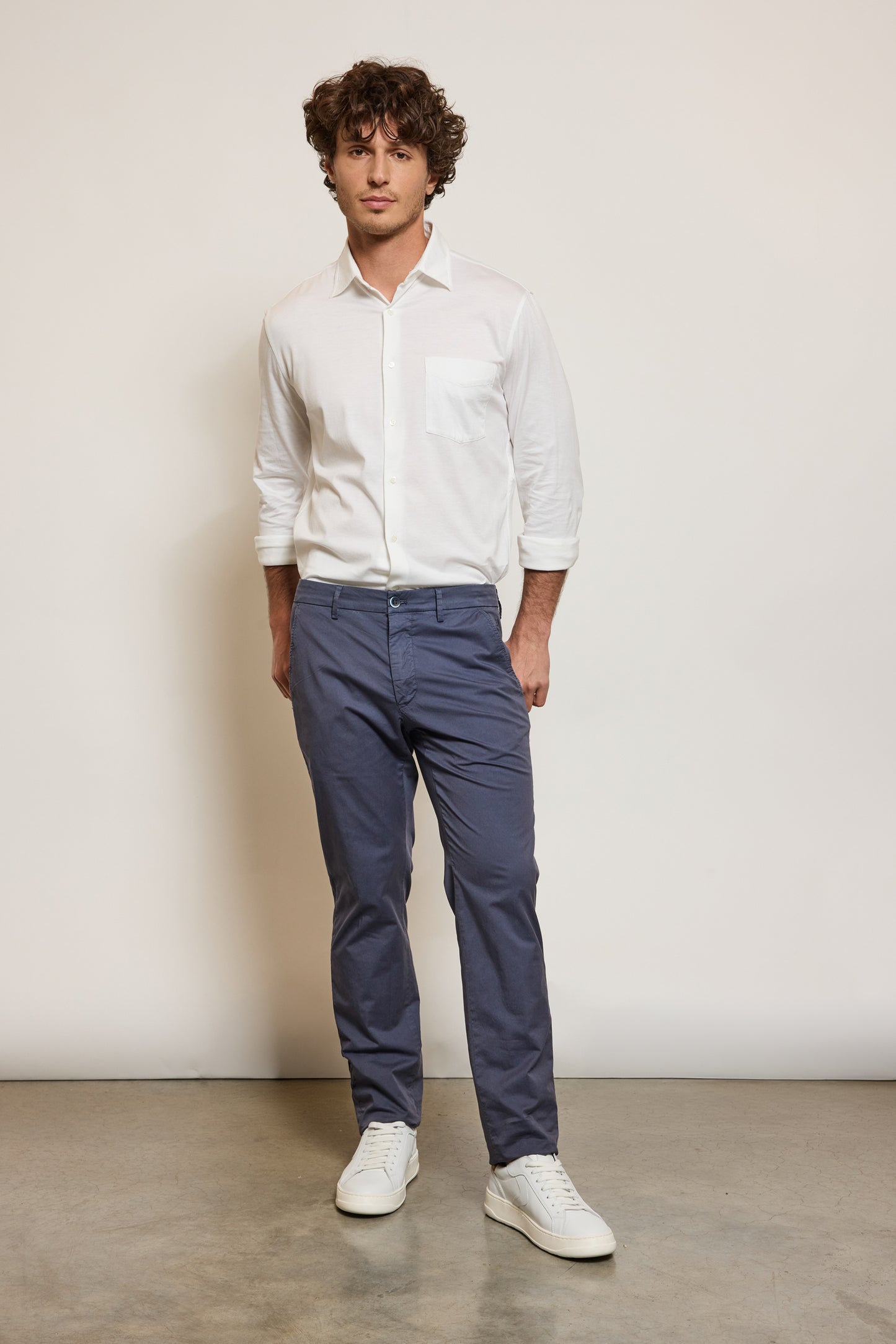 PANTALON EN GABARDINE DENIM