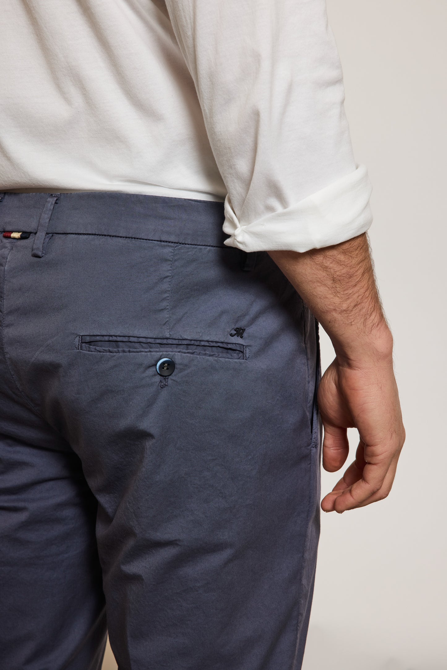 PANTALON EN GABARDINE DENIM