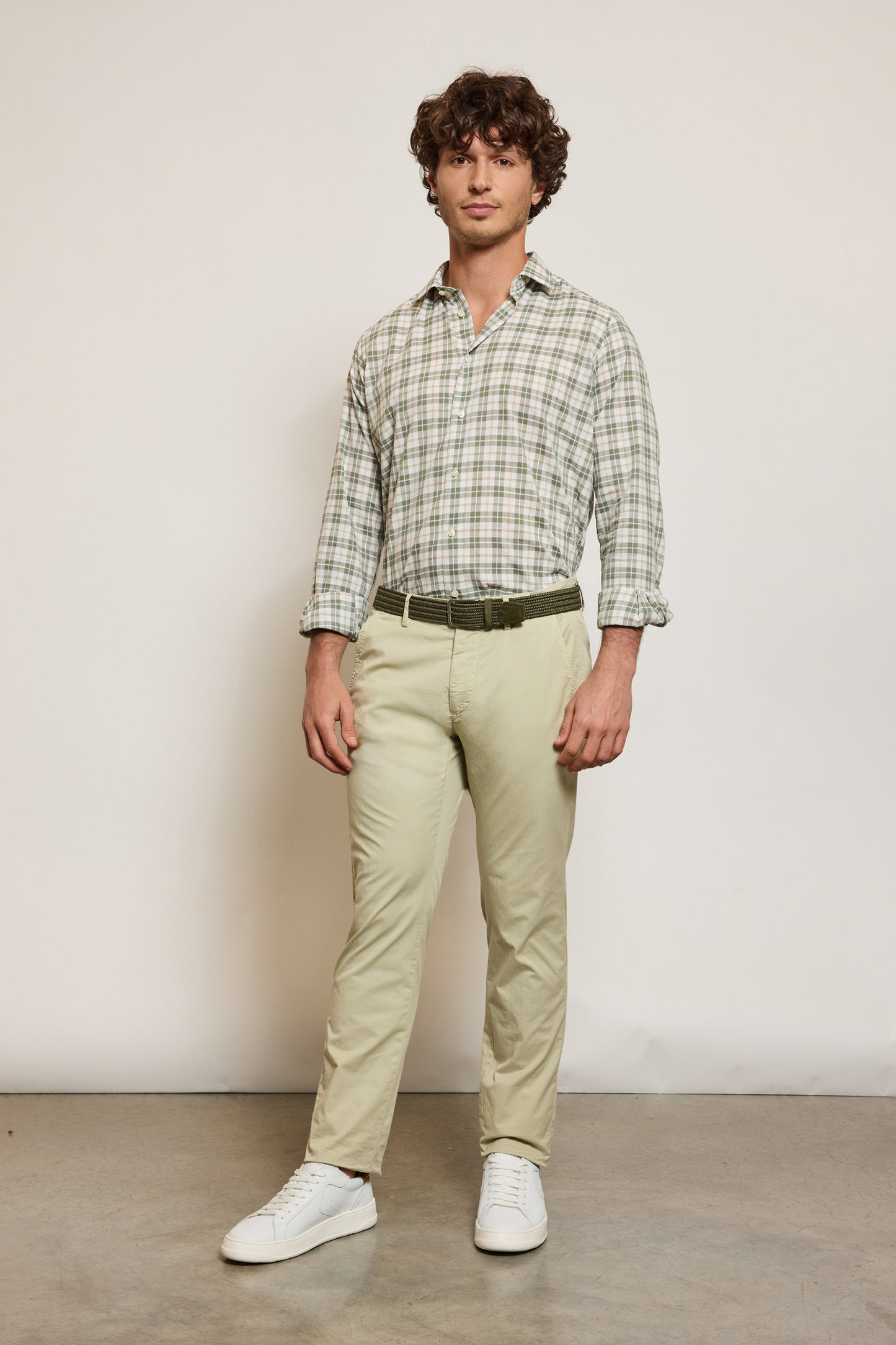 PANTALON EN GABARDINE VERT PASTEL
