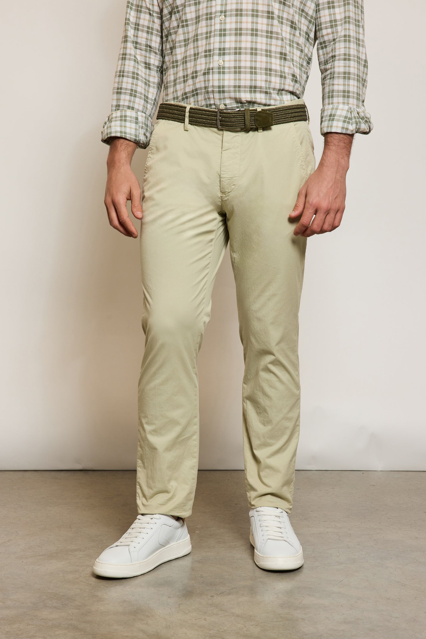 PANTALON EN GABARDINE VERT PASTEL
