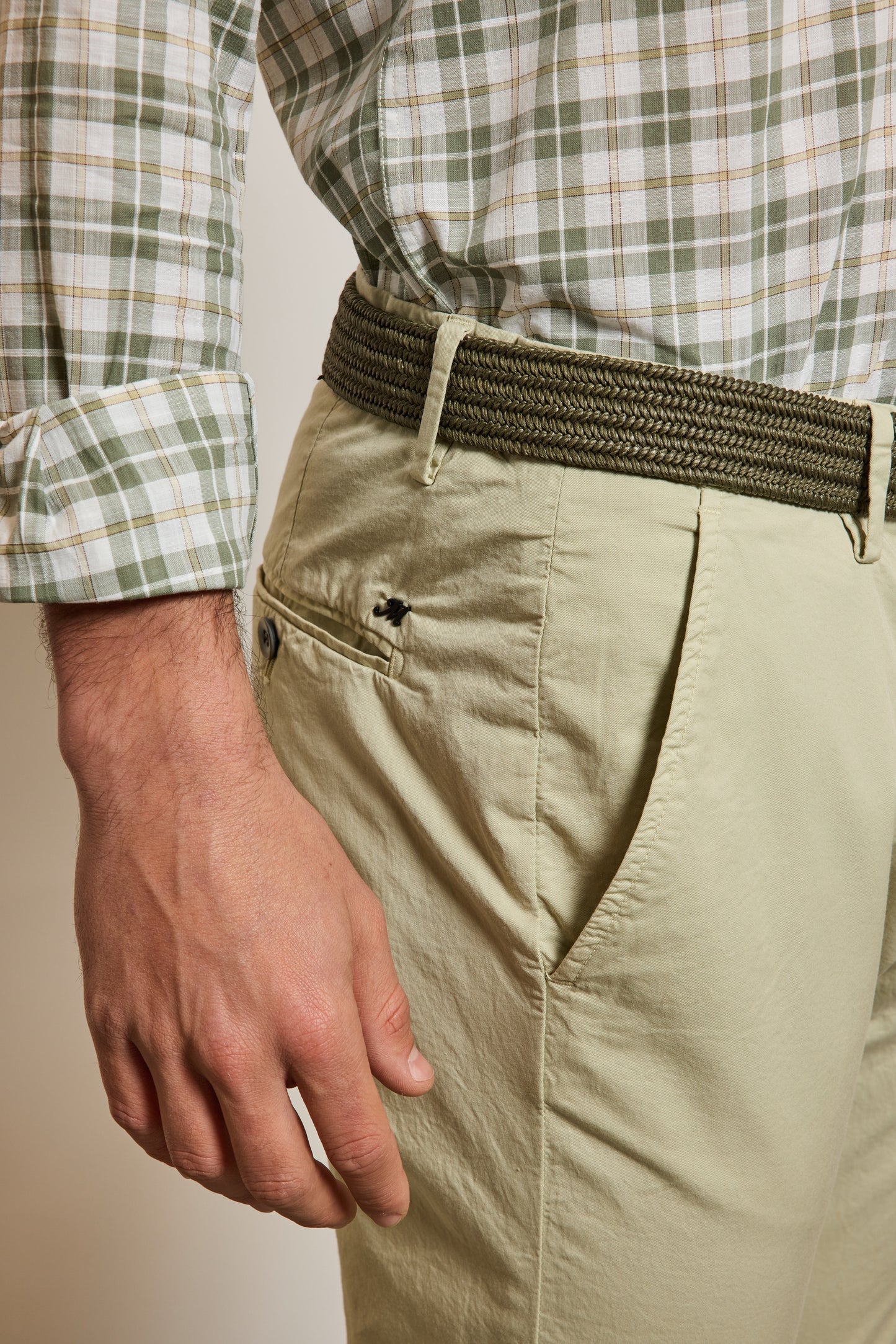 PANTALON EN GABARDINE VERT PASTEL