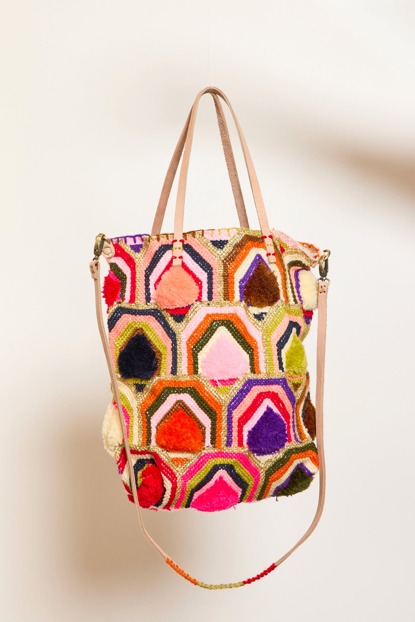 EMBROIDERED TOTE BAG MULTICOLORED