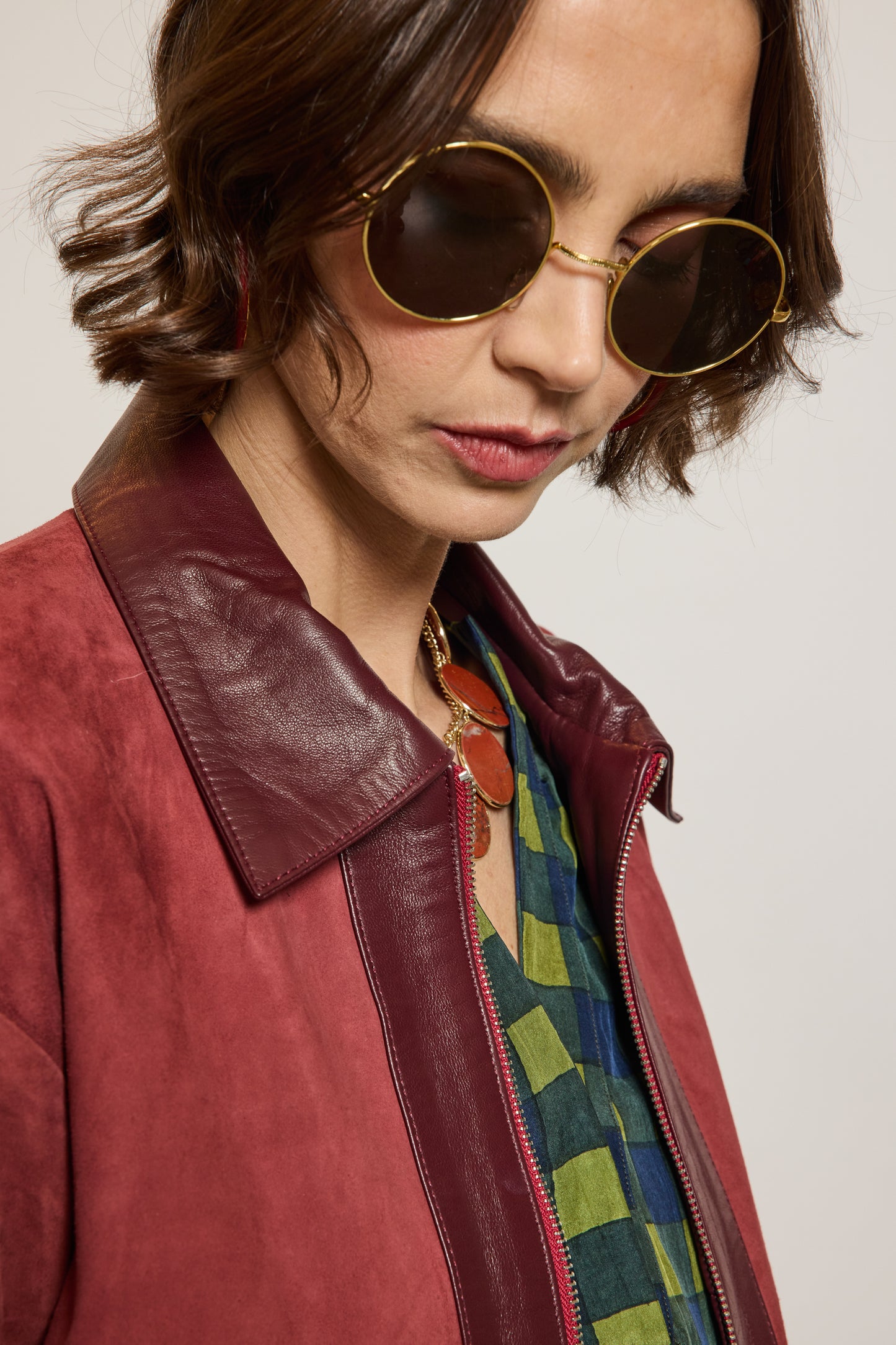 BLOUSON EN CUIR BORDEAUX