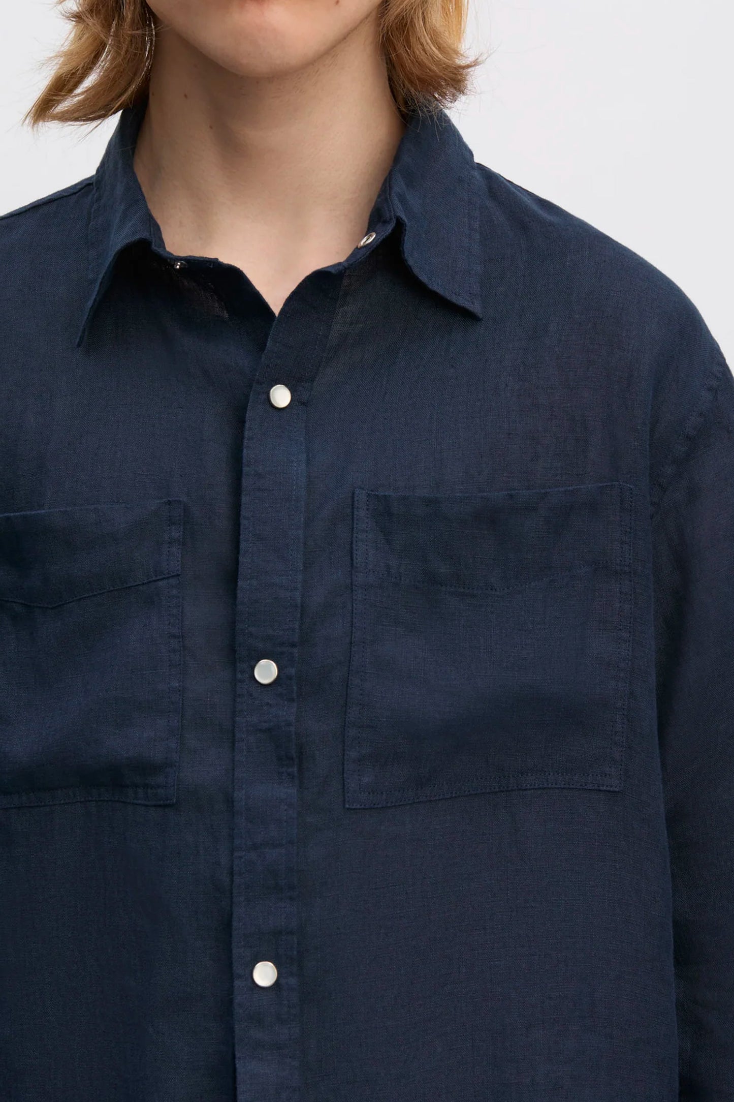 CHEMISE EN LIN MARINE