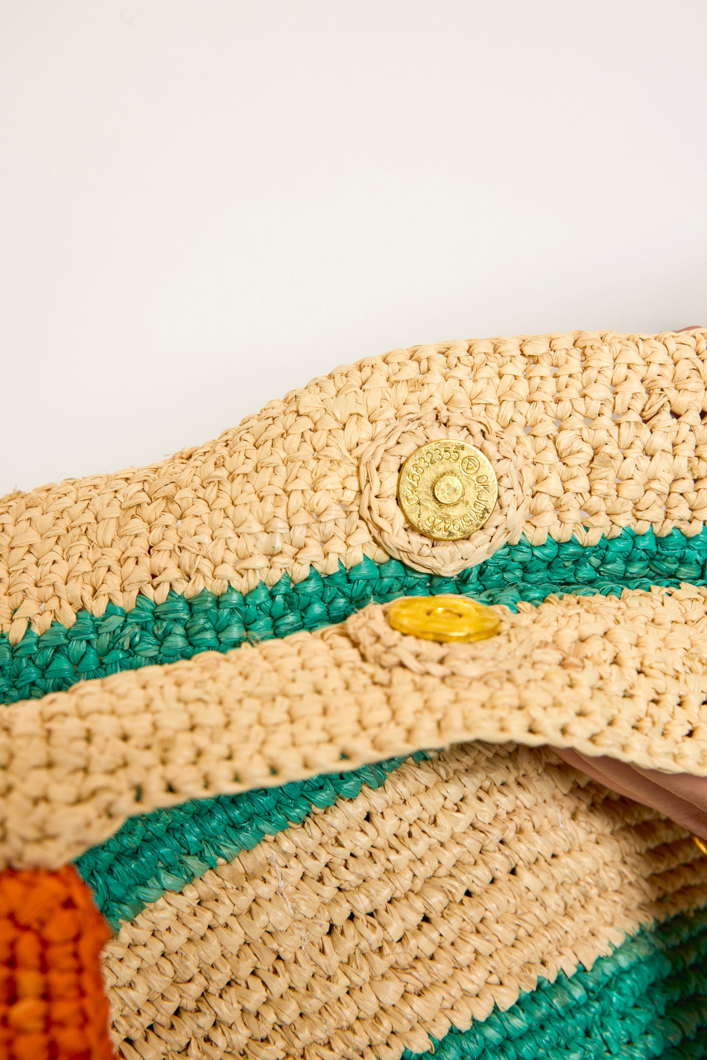TWO-TONE RAFFIA BASKET TURQUOISE