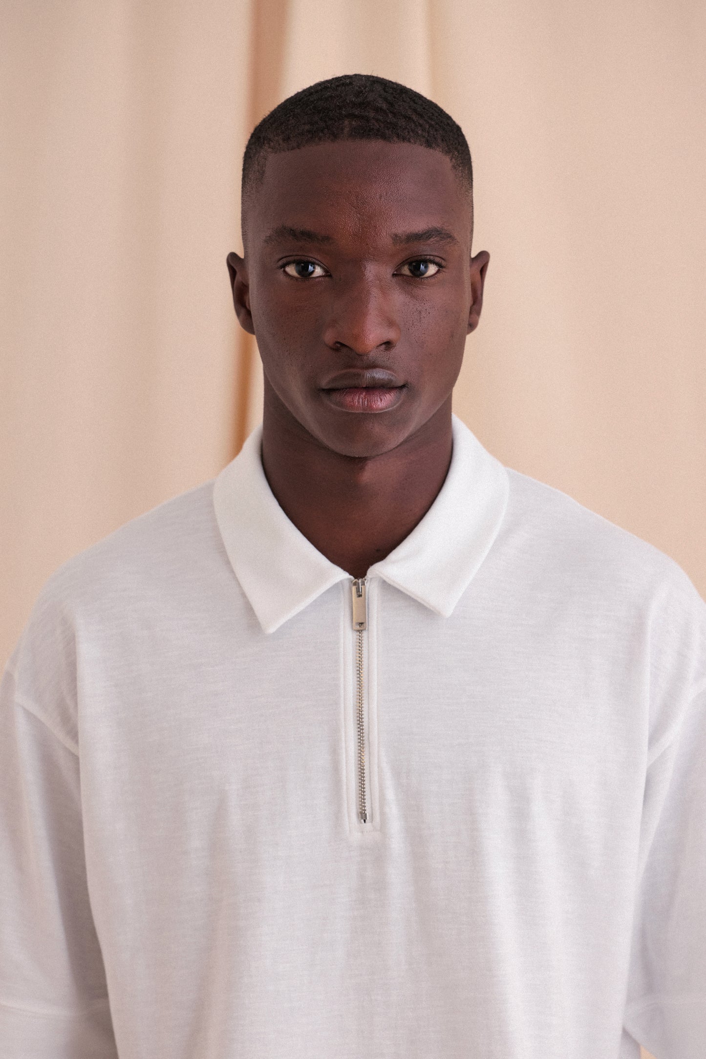 ZIP-UP POLO SHIRT WHITE