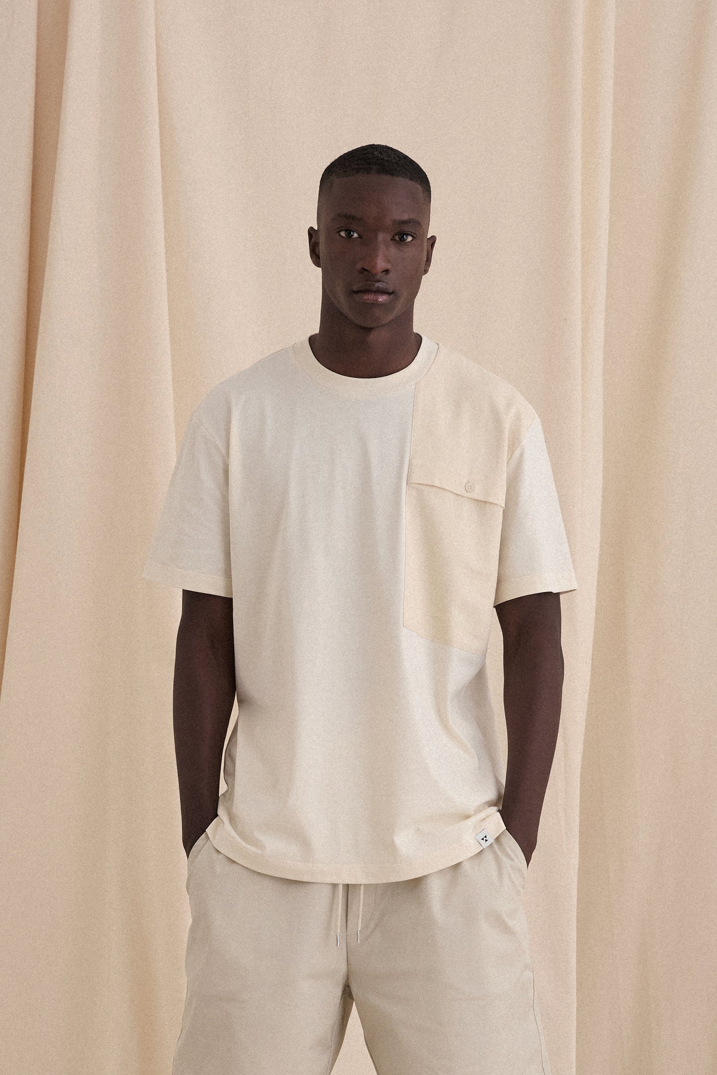 TWO-MATTE T-SHIRT CREAM