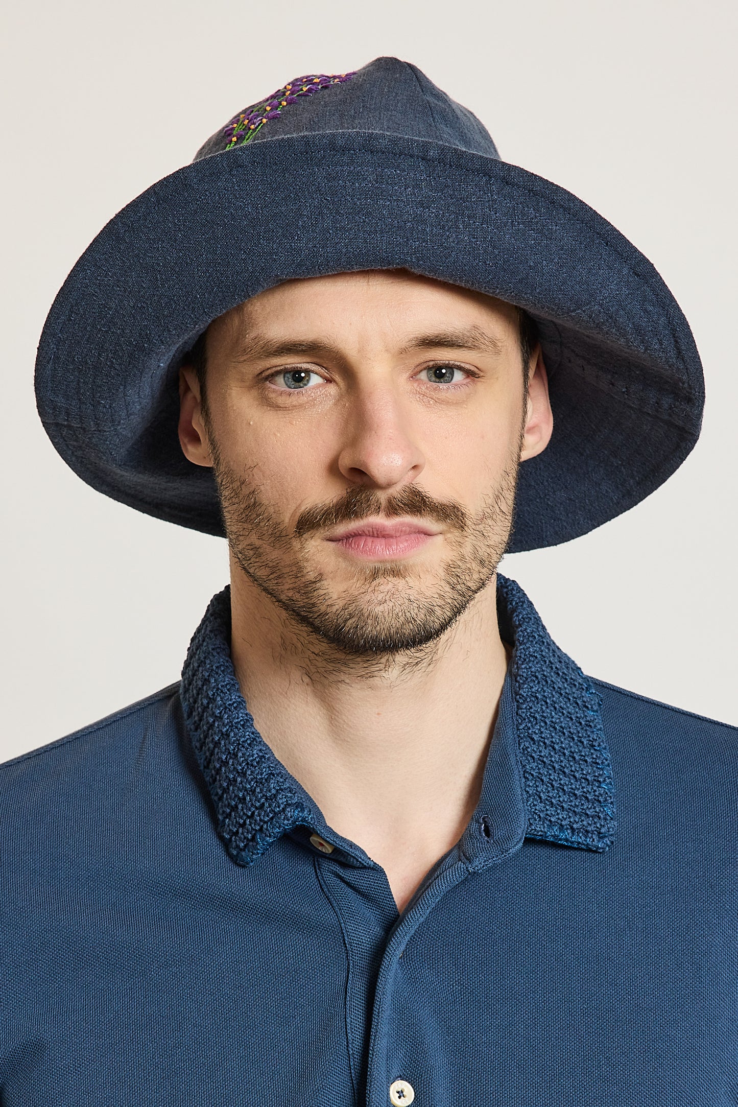 EMBROIDERED BOB NAVY