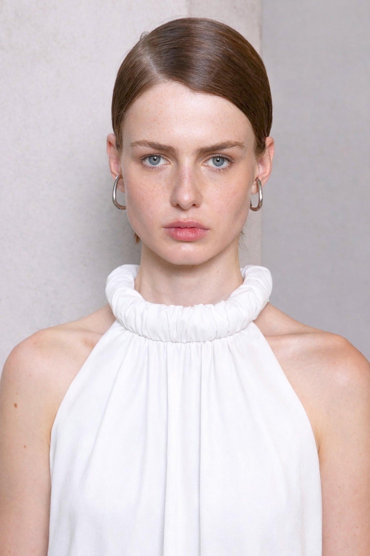 SLEEVELESS DRESS WHITE
