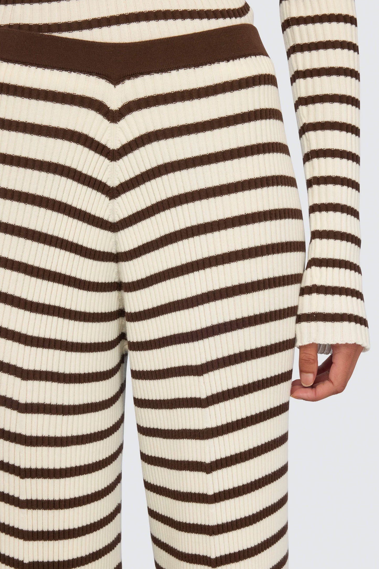 PANTALON EN MAILLE BLANCS