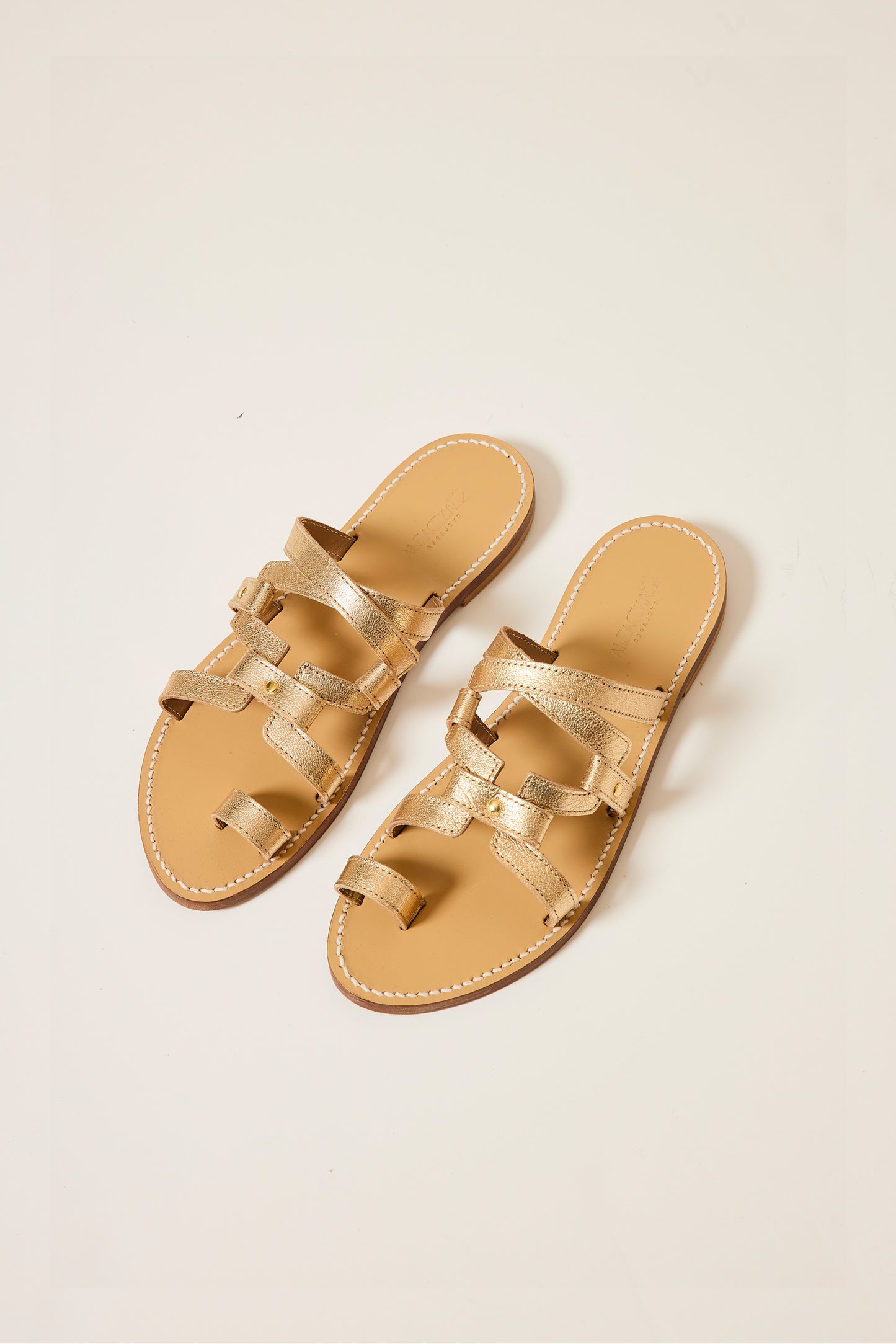 FLIP-FLOPS BROWN