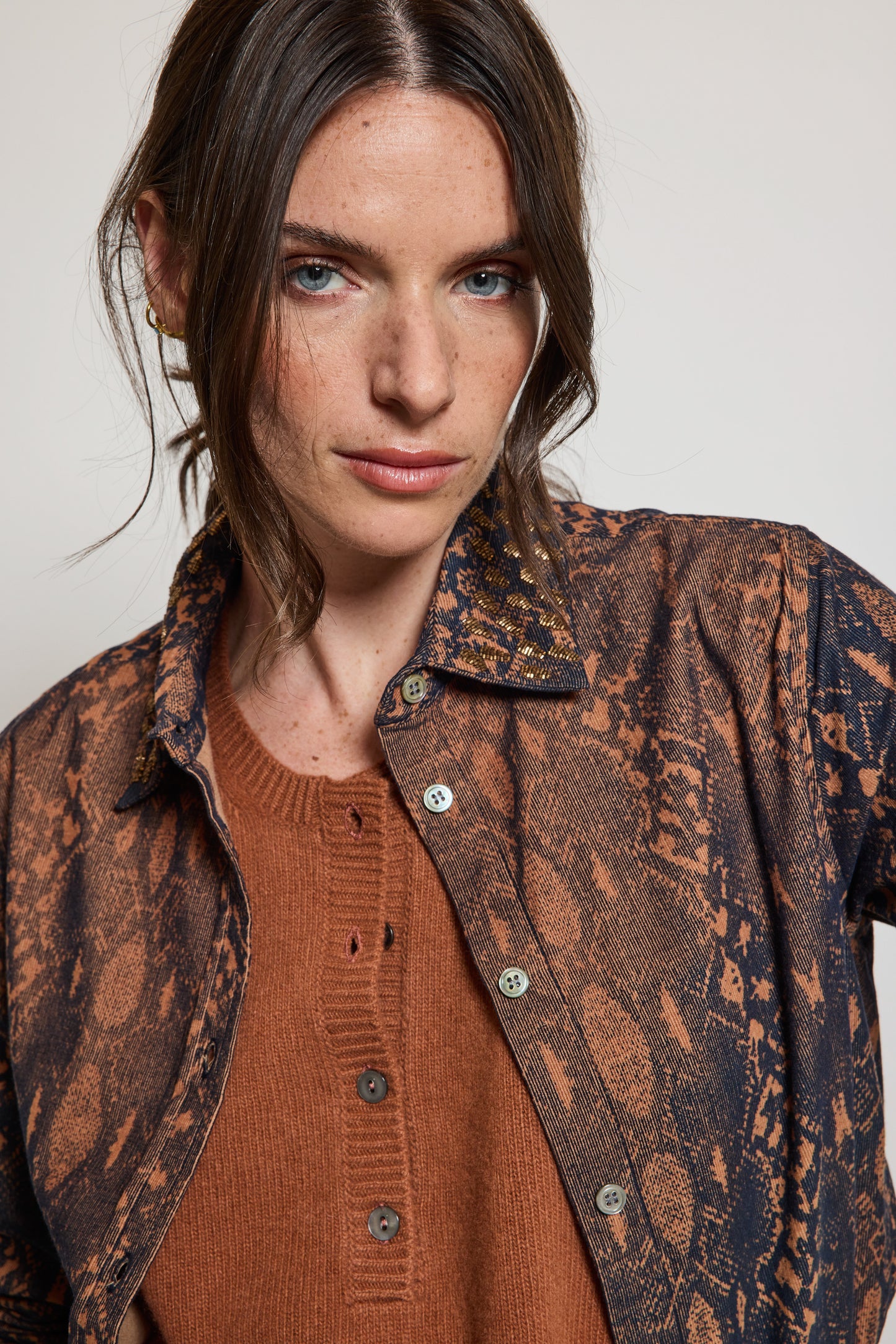 EMBROIDERED VELVET SHIRT COCO