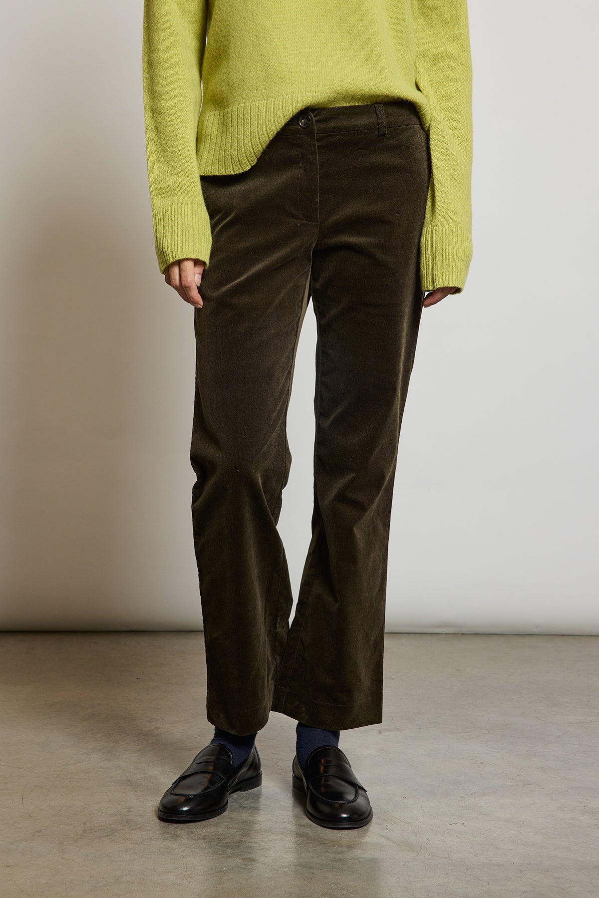 VELVET KICK-FLARED PANTS BRONZE