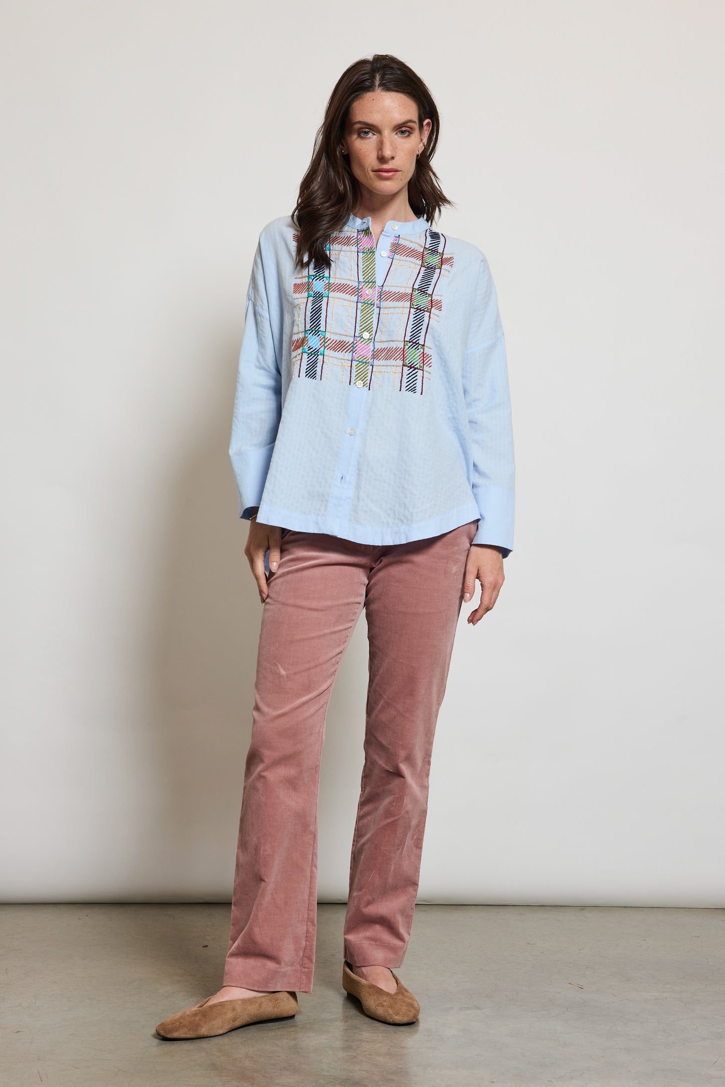 PANTALON TROMPETTE EN VELOURS BUVARD