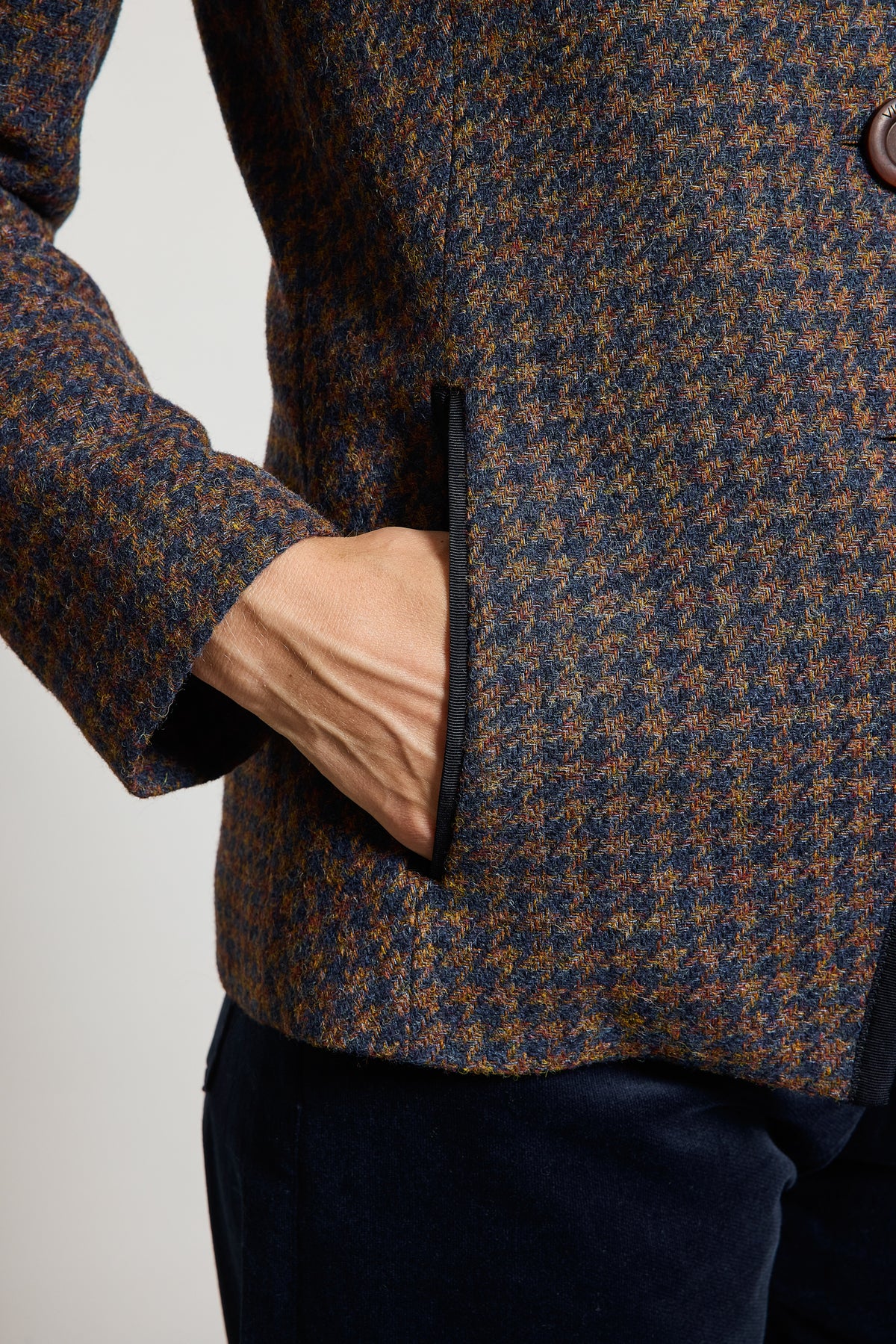 VESTE EN LAINE CINTRÉE PIED-DE-POULE`