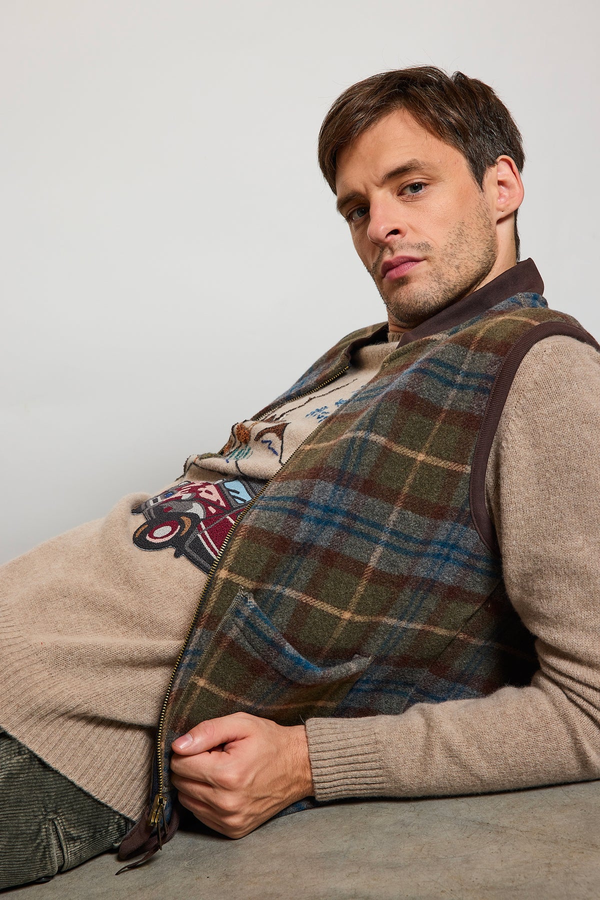 PULL VOITURE TAUPE
