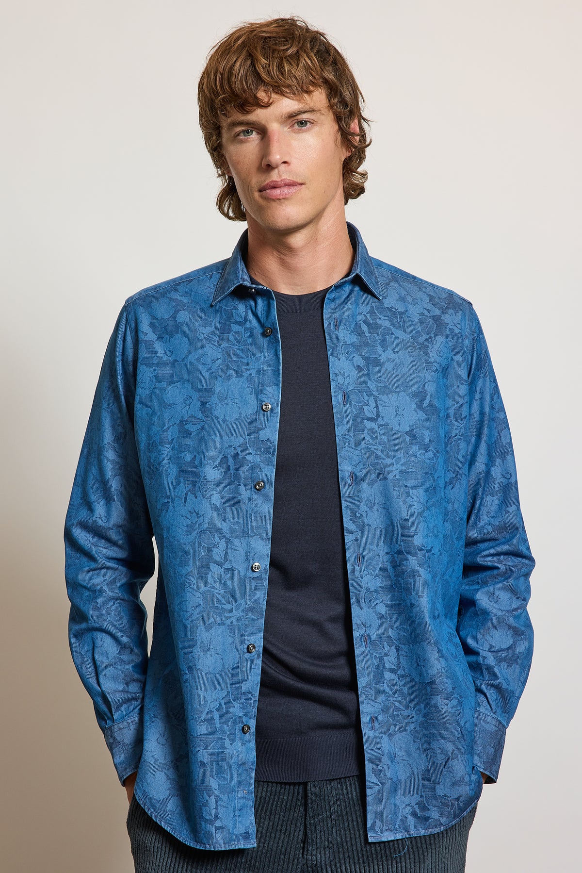 DENIM SEMI SLIM SHIRT FLOWERS