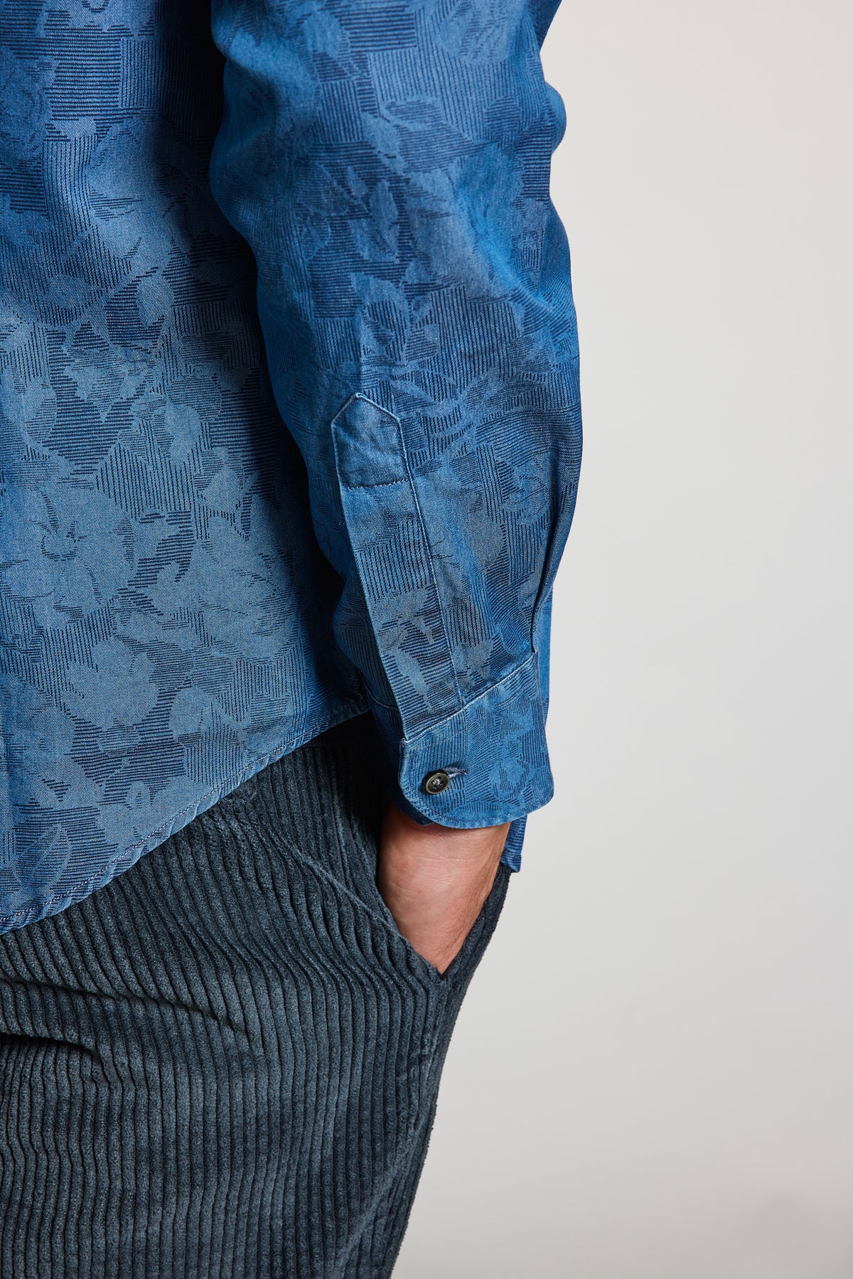 DENIM SEMI SLIM SHIRT FLOWERS