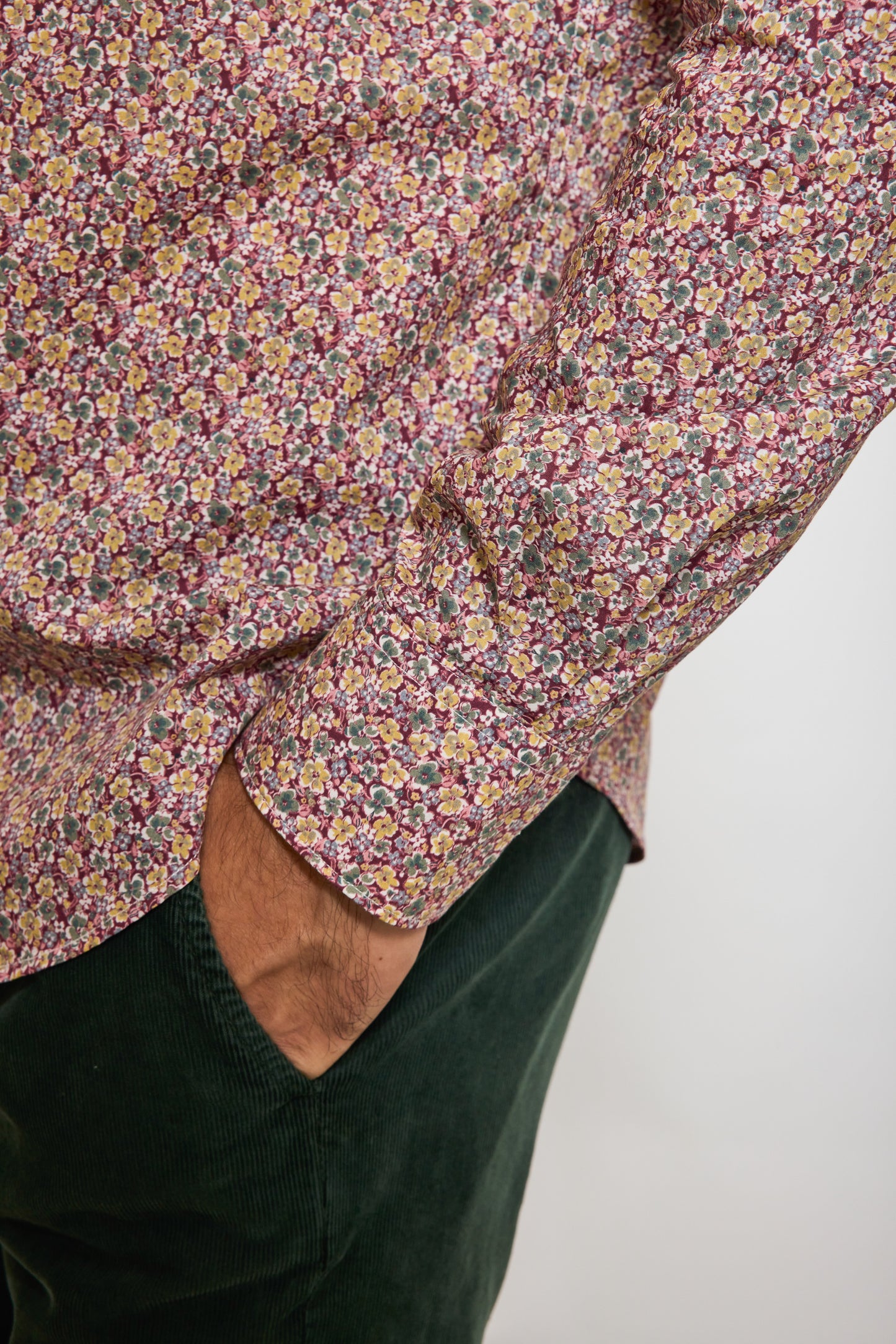 CHEMISE AJUSTÉE MILLEFLEURS BORDEAUX