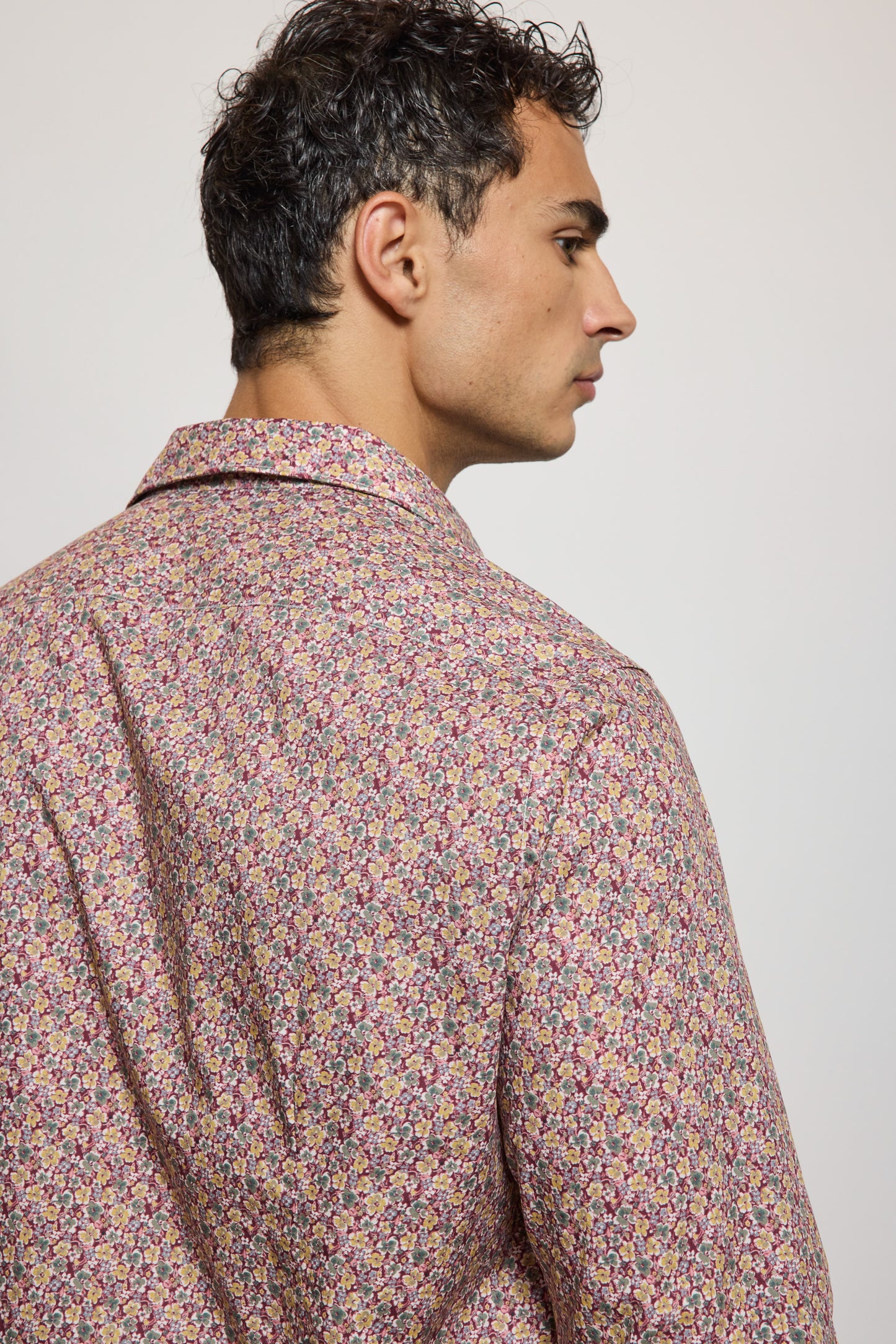 CHEMISE AJUSTÉE MILLEFLEURS BORDEAUX