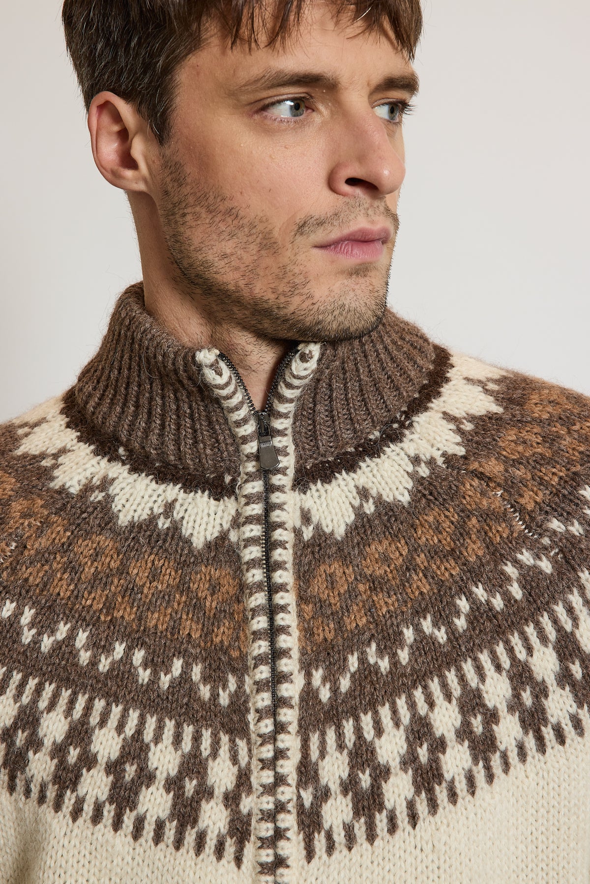 CARDIGAN EN MAILLE BEIGE