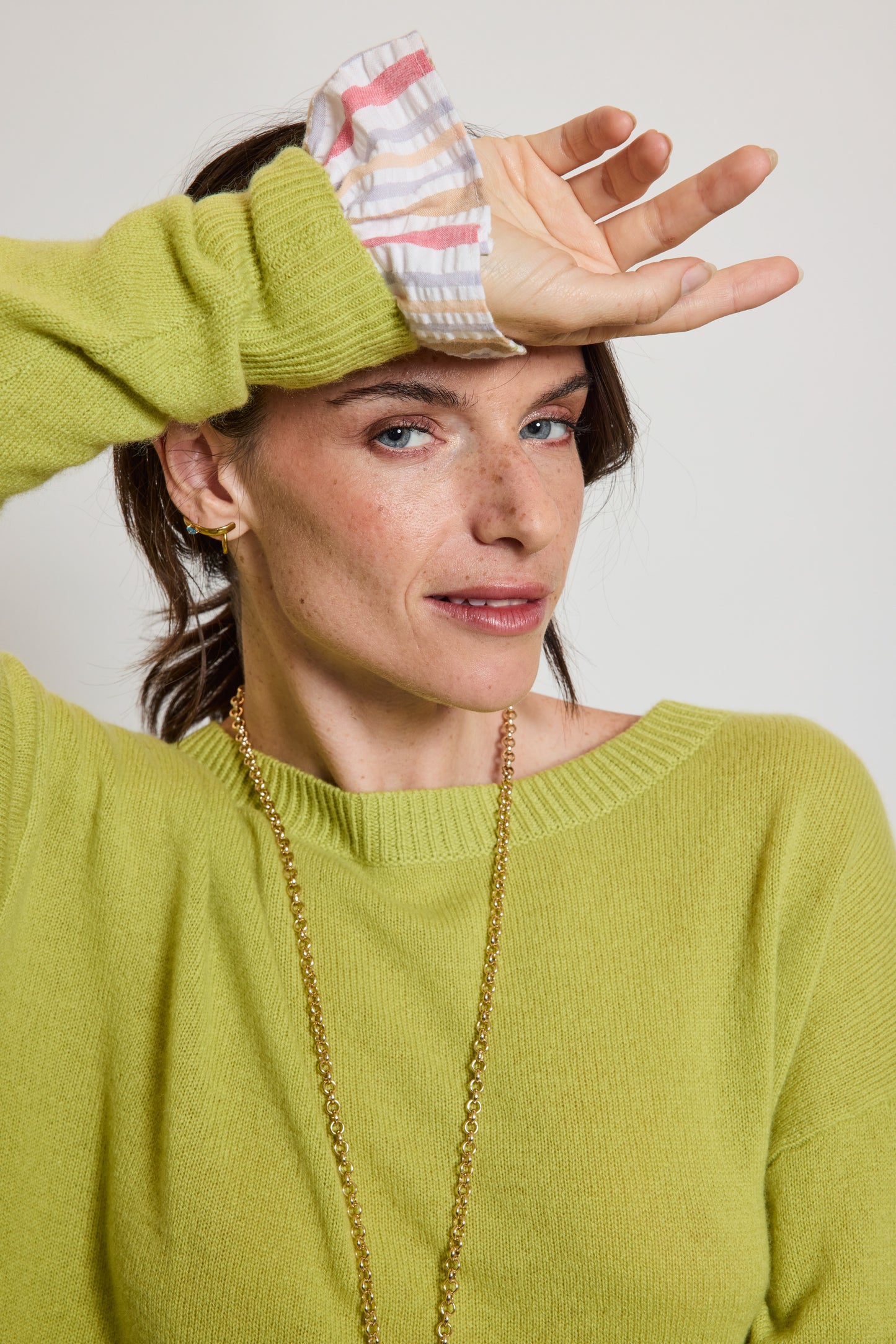SWEATER COLLAR ROUND LIME