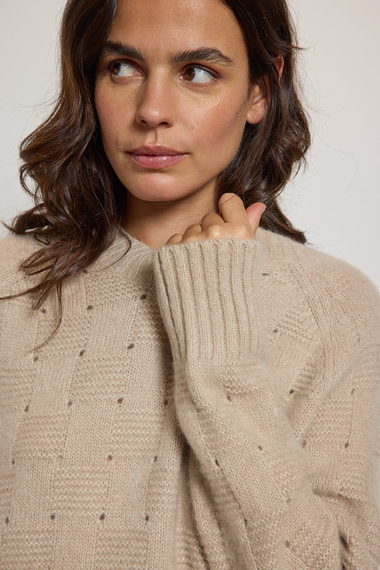 PULL À CARREAUX BEIGE