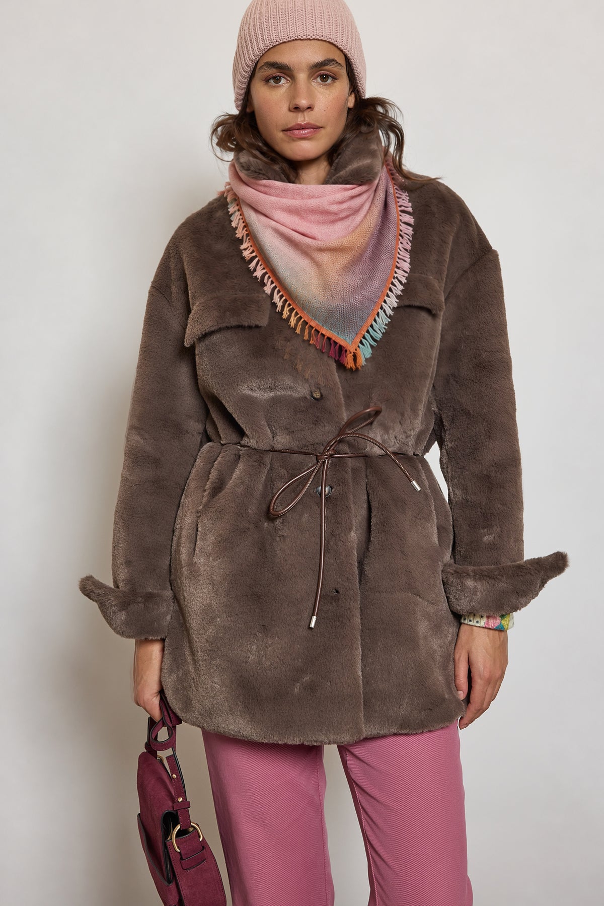 MANTEAN EN FAUSSE FOURRURE CHOCO