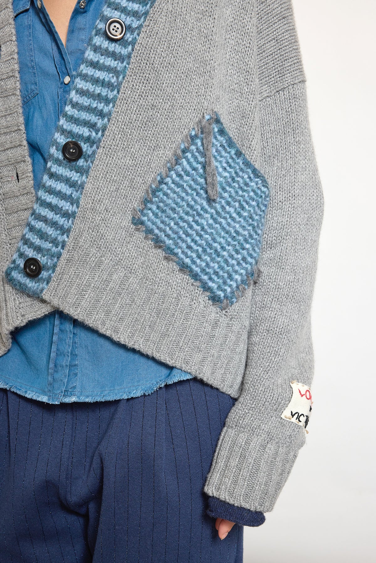 POCKET CARDIGAN GREY