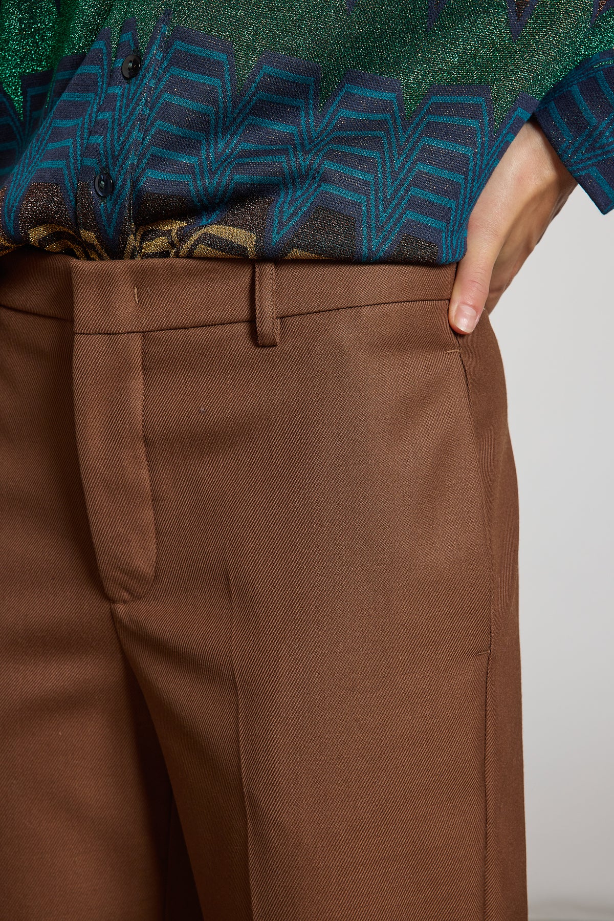 PANTALON À REVERS NOISETTE