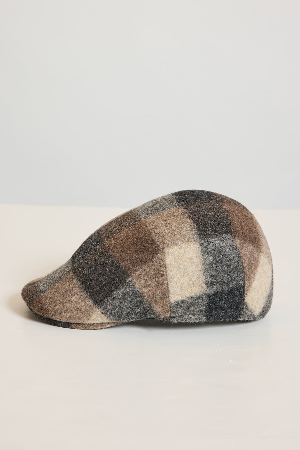 CASQUETTE PLATE LAINE BOUILLIE CARREAUX