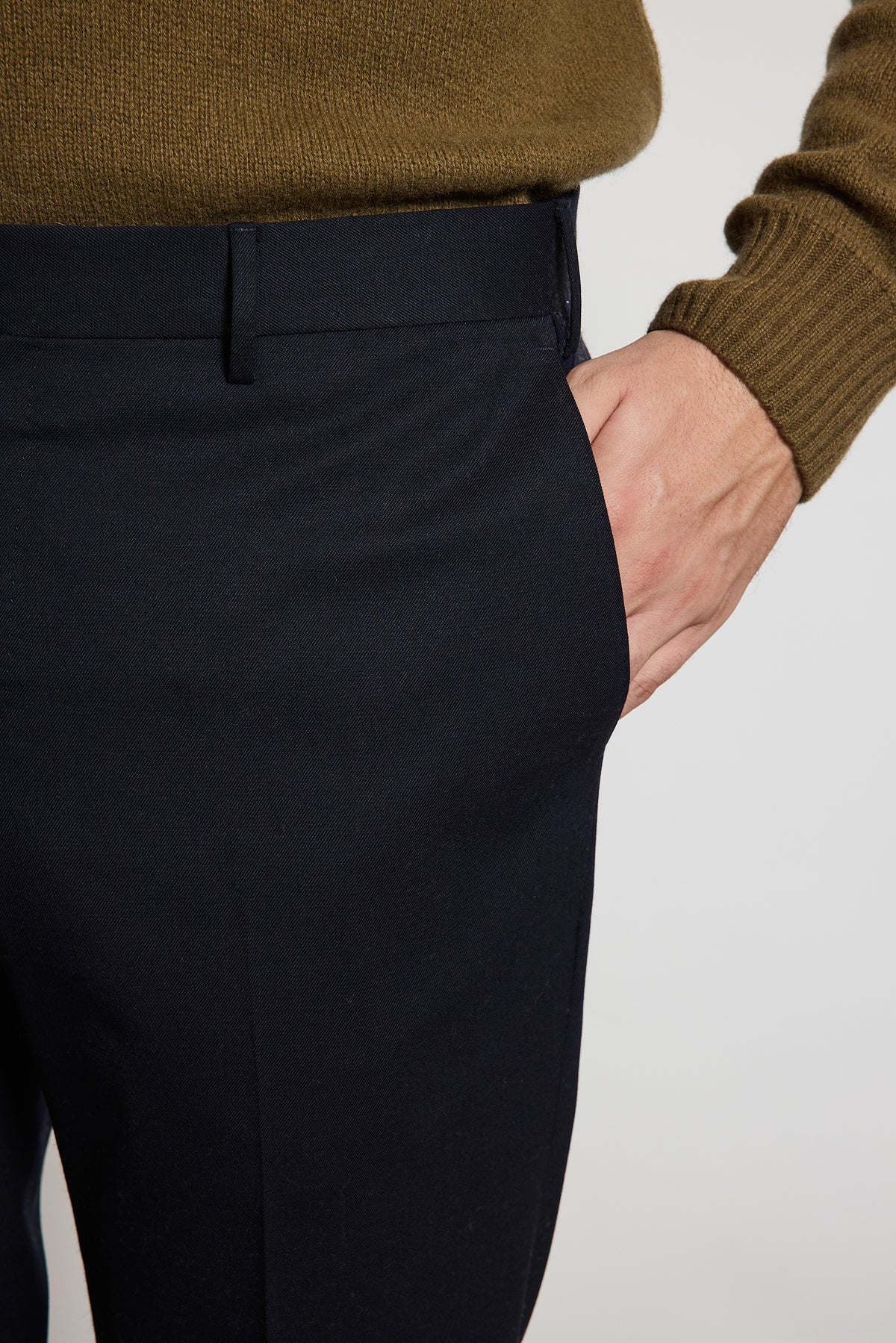 PANTALON SLIM FIT TRAVELER MARINE