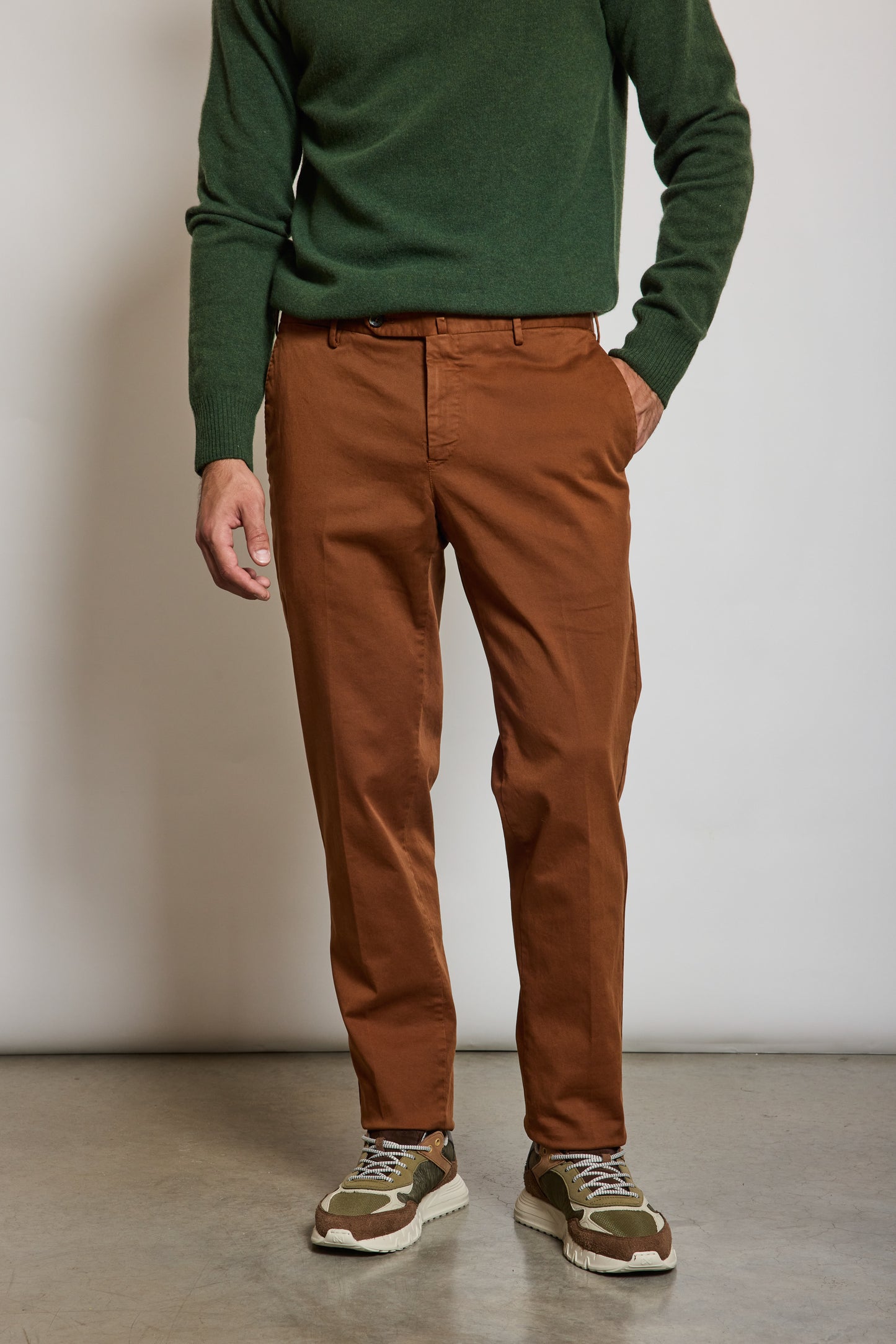 PANTALON SLIM FIT GABARDINE ÉCUREUIL