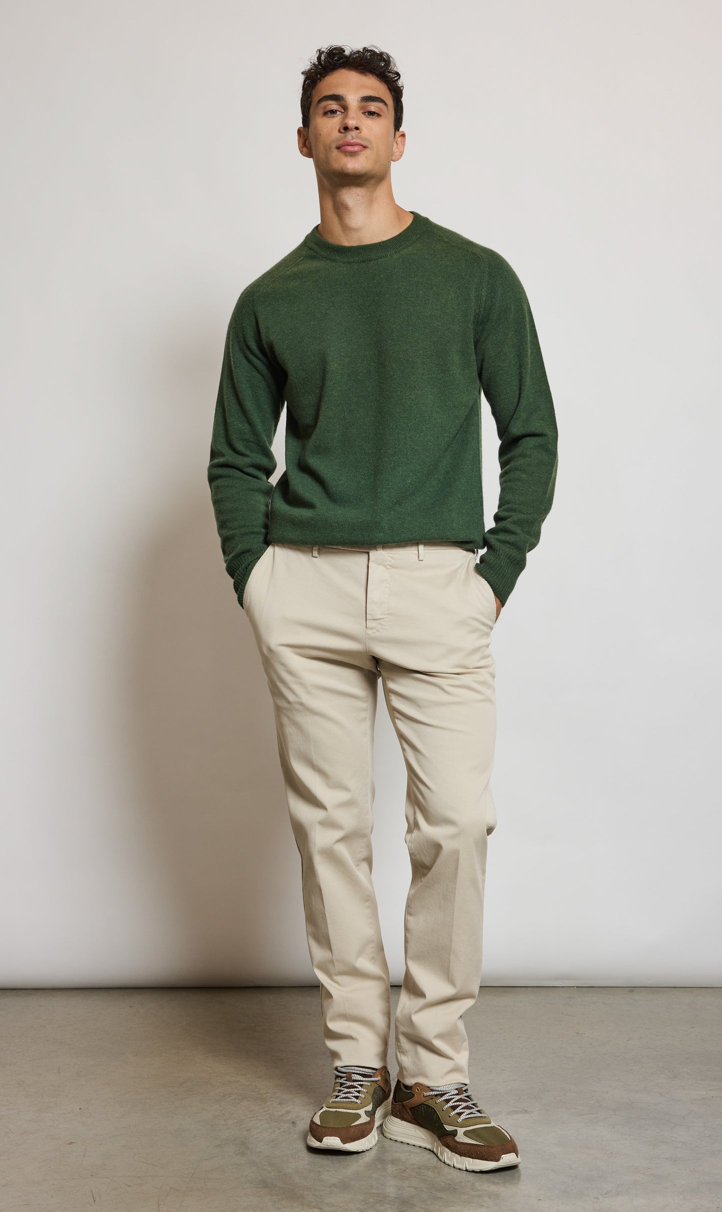 PANTALON SLIM FIT GABARDINE OFF WHITE