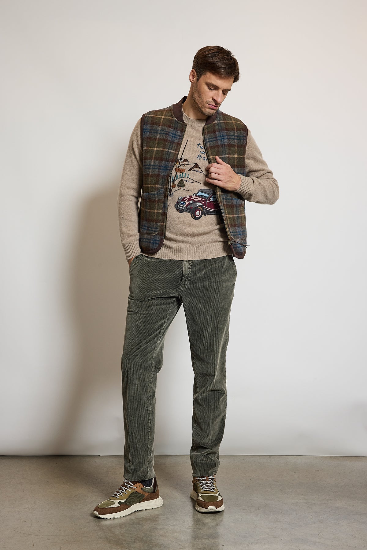 VELVET SLIM FIT PANTS KHAKI