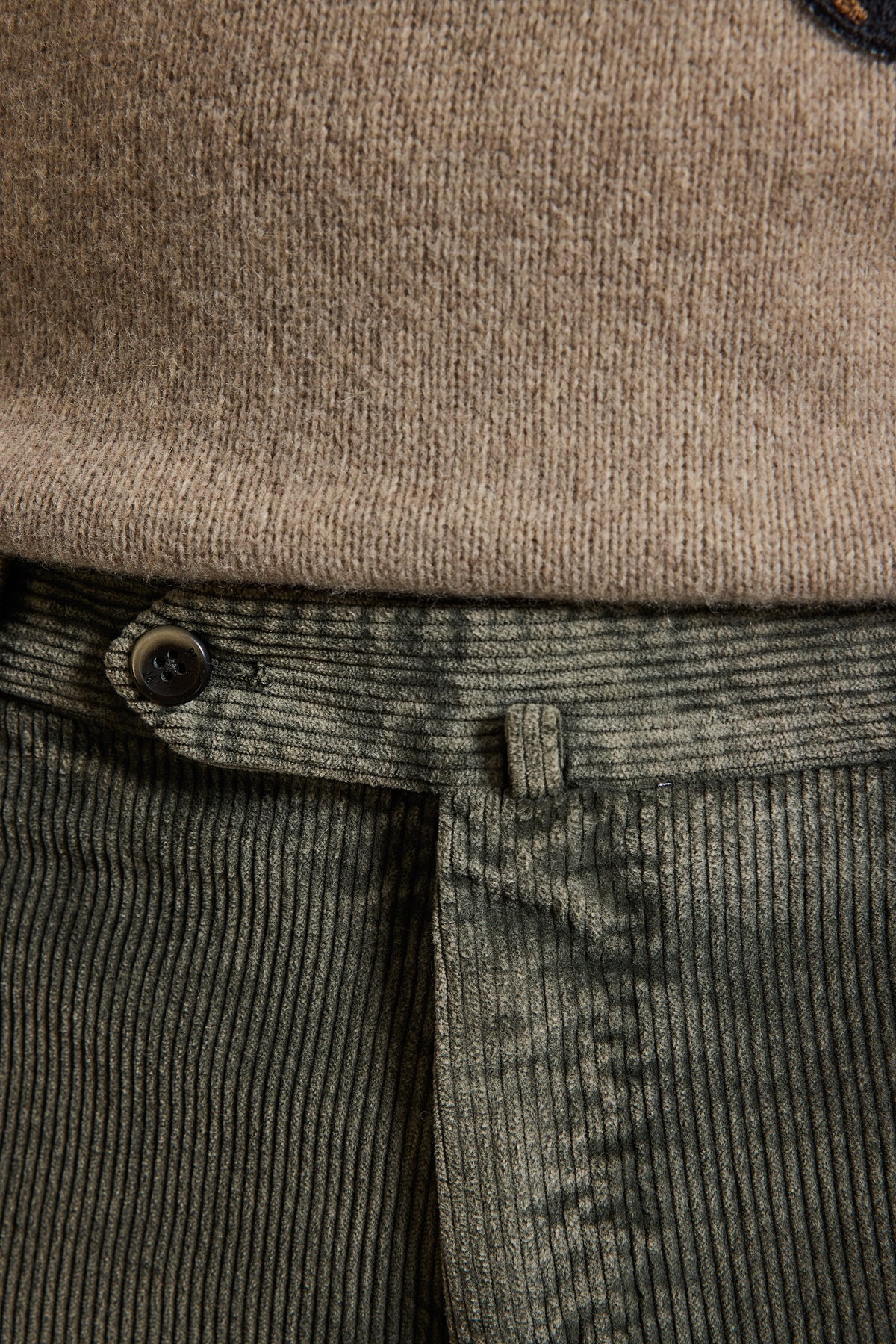 VELVET SLIM FIT PANTS KHAKI