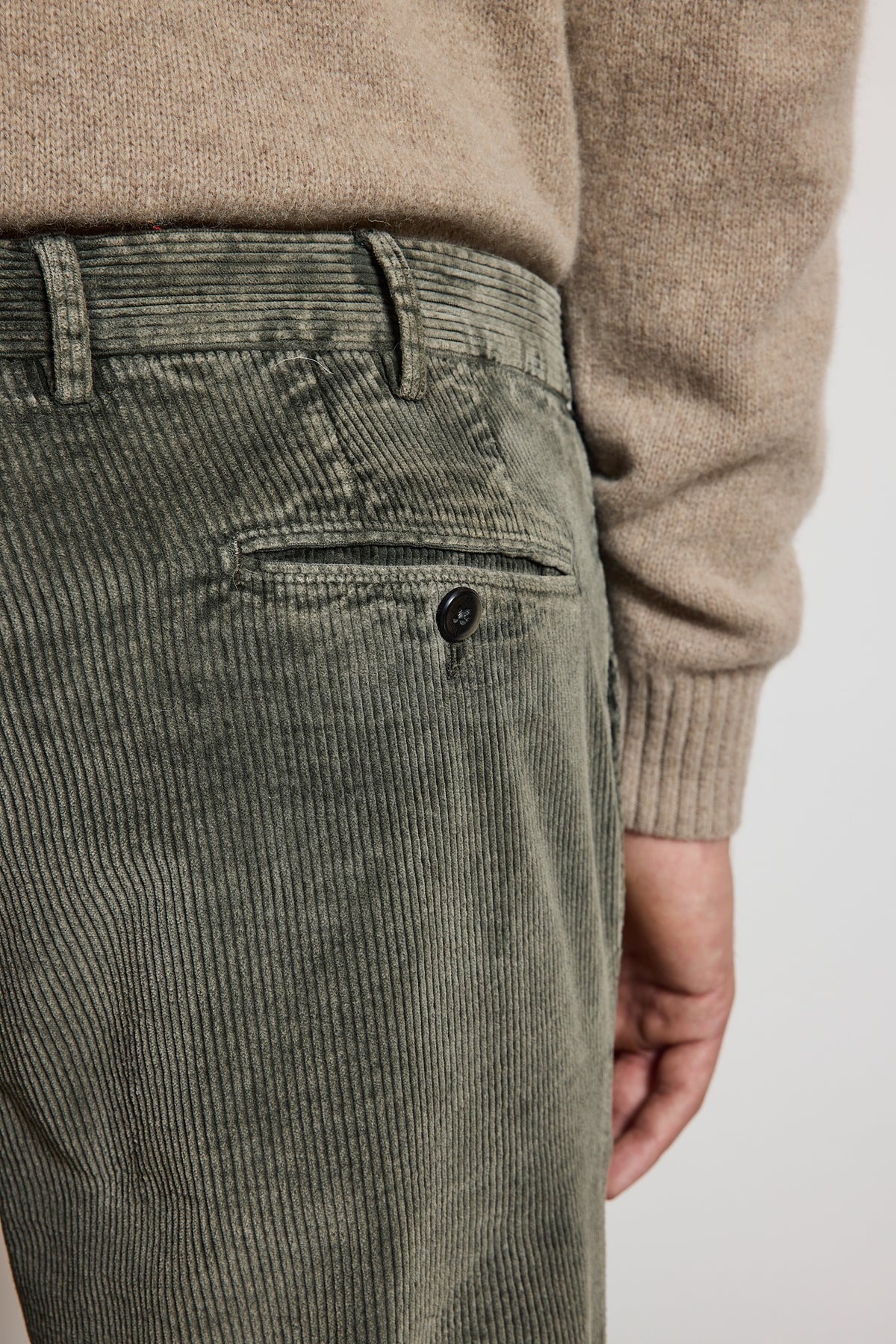 VELVET SLIM FIT PANTS KHAKI