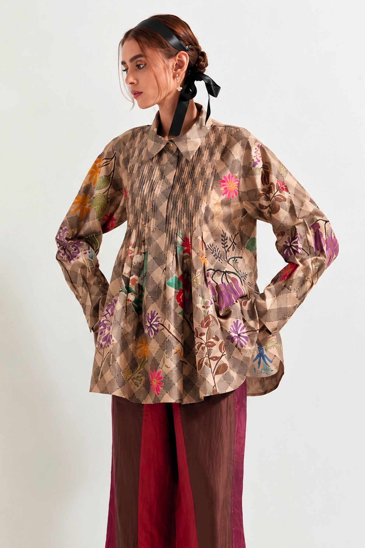 TOP EN SOIE BEIGE