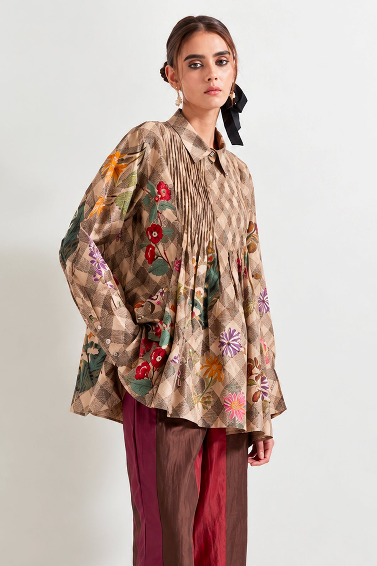 TOP EN SOIE BEIGE