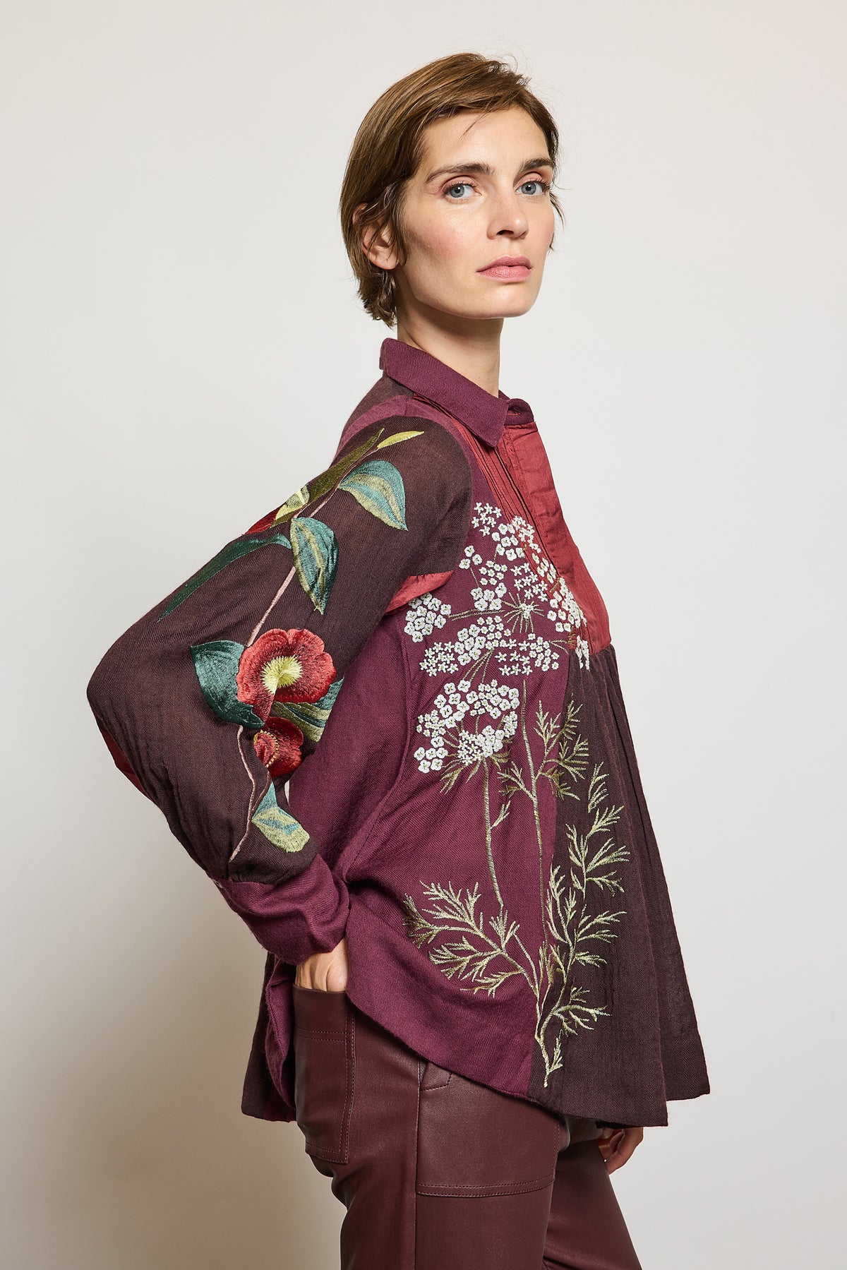 TOP EN LAINE BRODÉE BORDEAUX