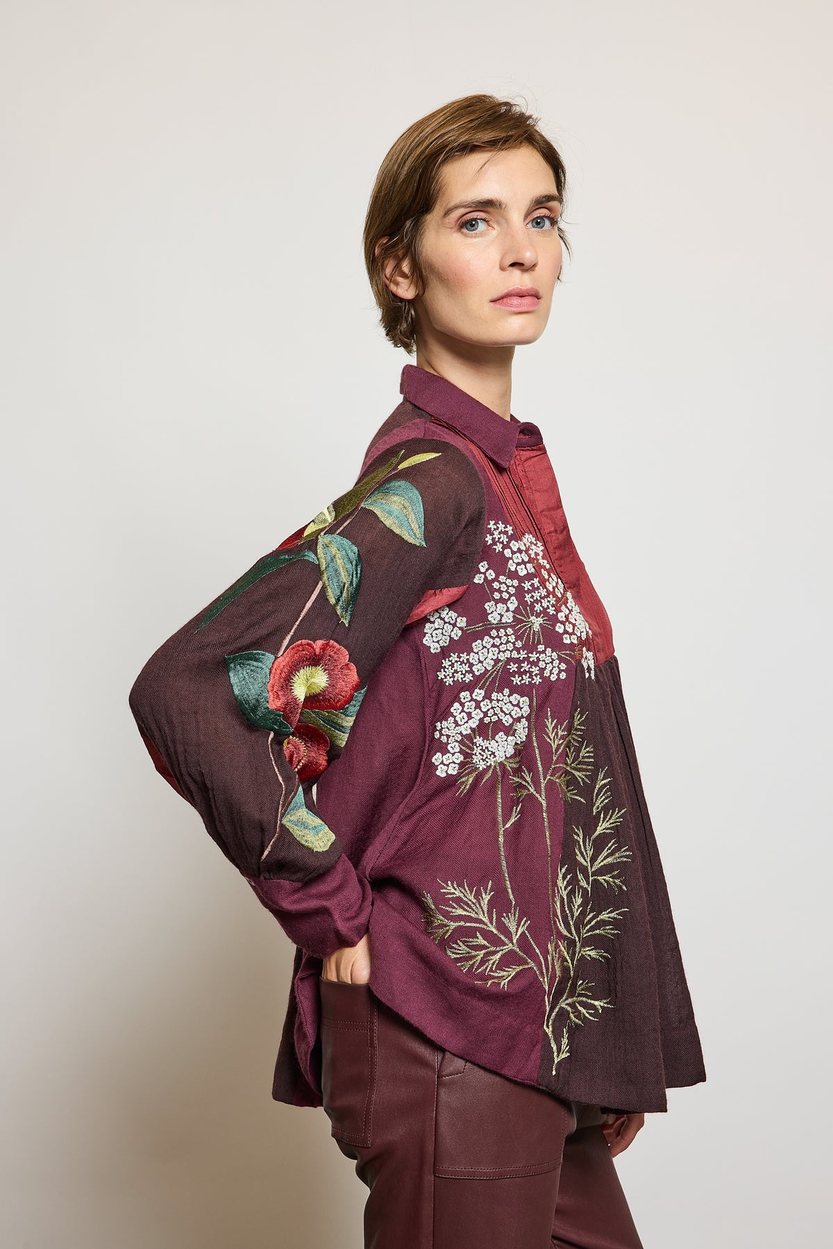 TOP EN LAINE BRODÉE BORDEAUX