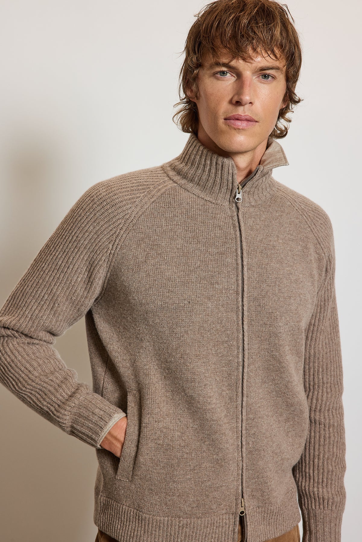 CARDIGAN ZIPPÉ EN LAINE BEIGE
