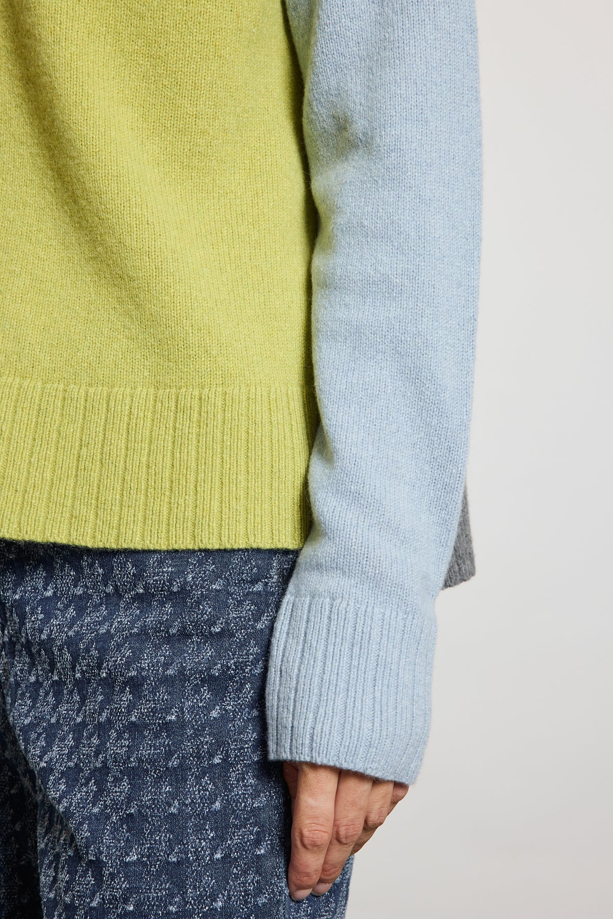 CARDIGAN TRICOLORE CACHEMIRE VERT