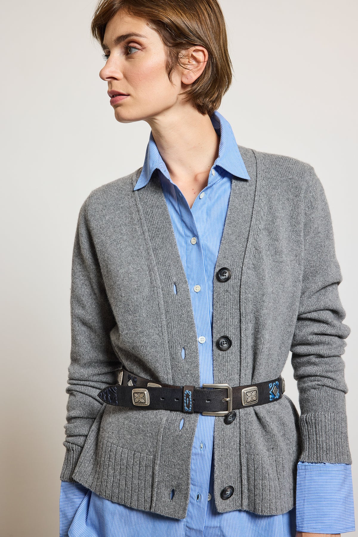 CARDIGAN EN CACHEMIRE GRIS