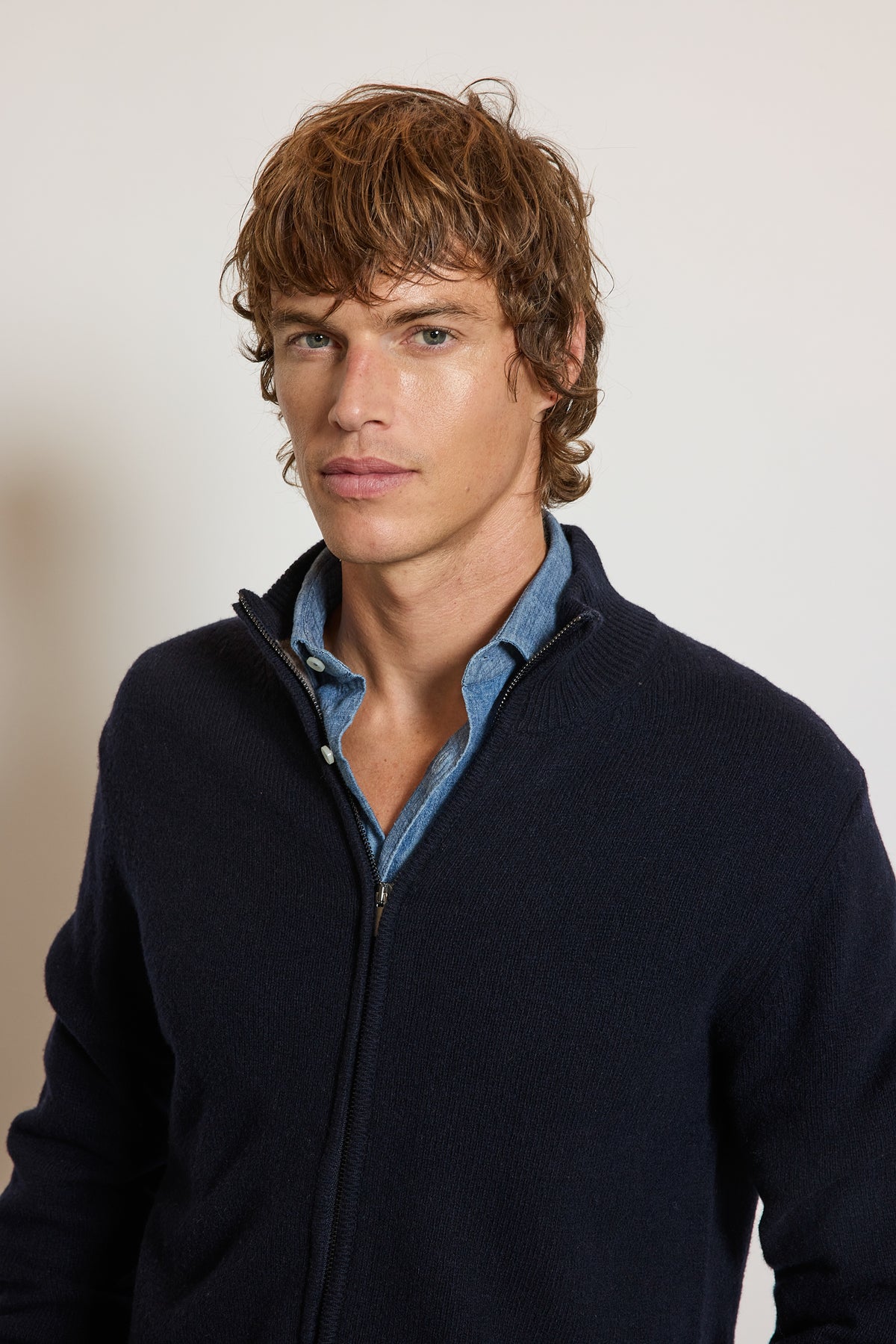 CARDIGAN EN CACHEMIRE MARINE