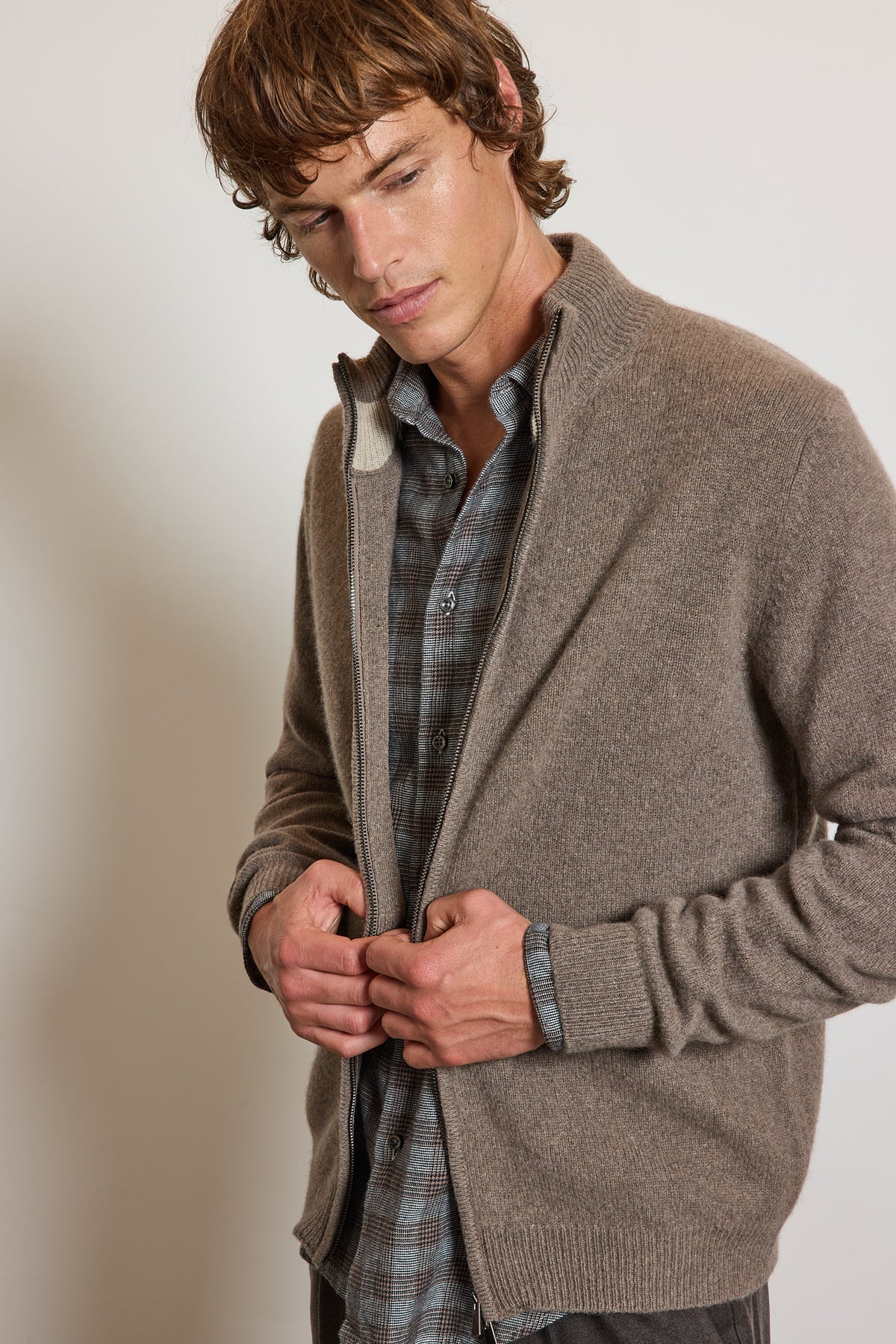 CARDIGAN EN CACHEMIRE TAUPE