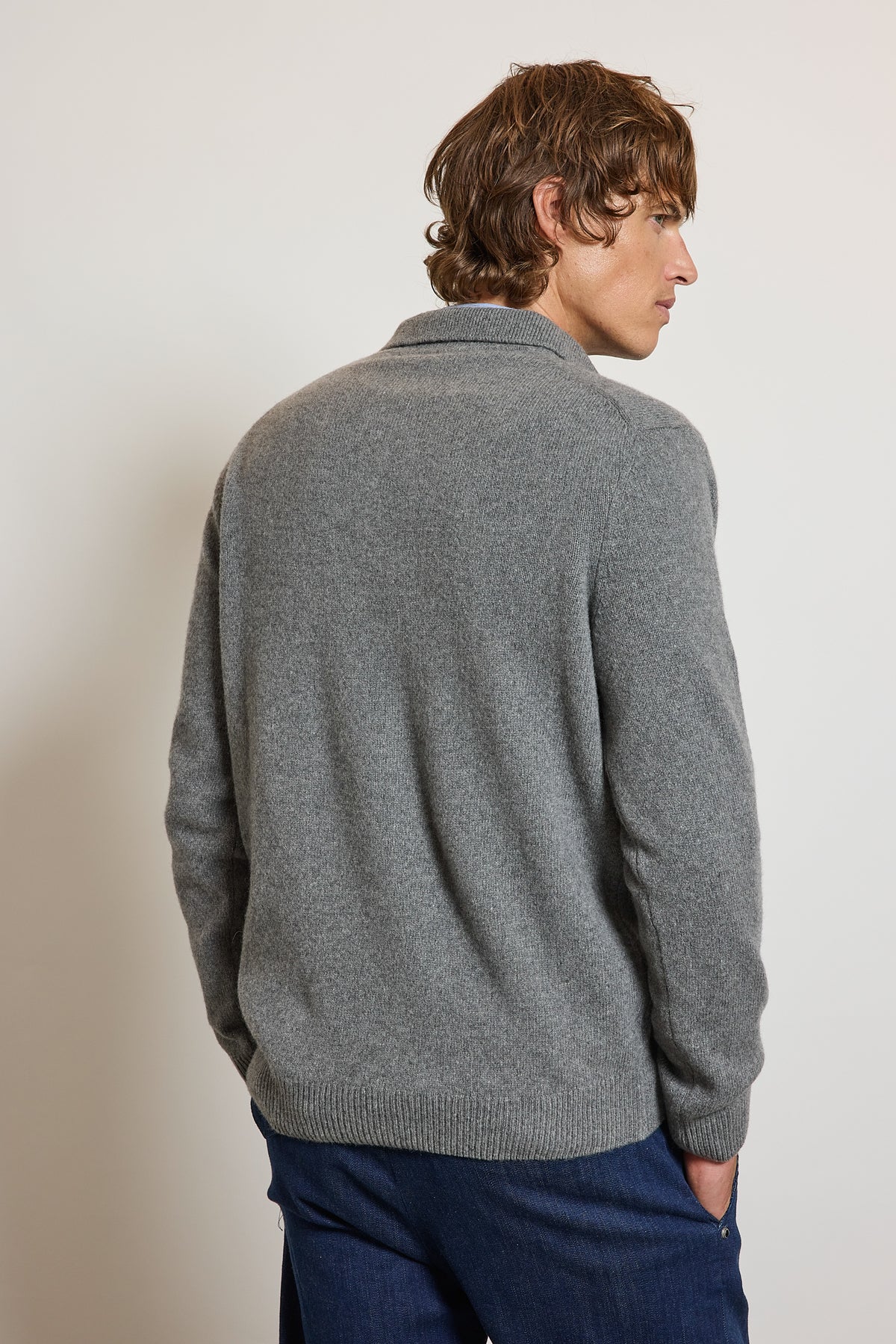 POLO EN CACHEMIRE GRIS