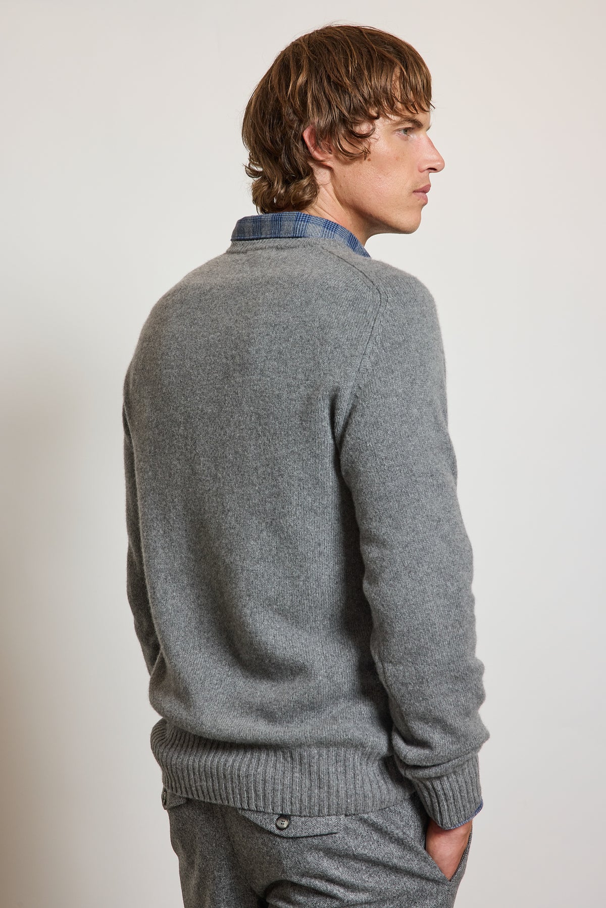 CASHMERE SWEATER GREY