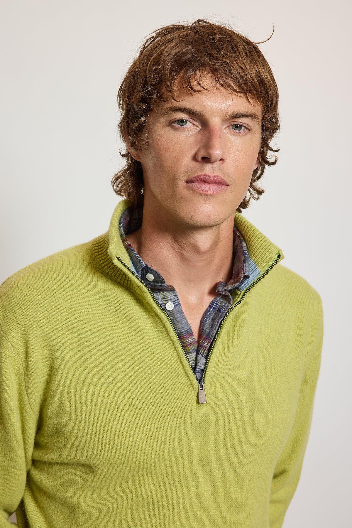 ZIP-NECK CASHMERE SWEATER LIME
