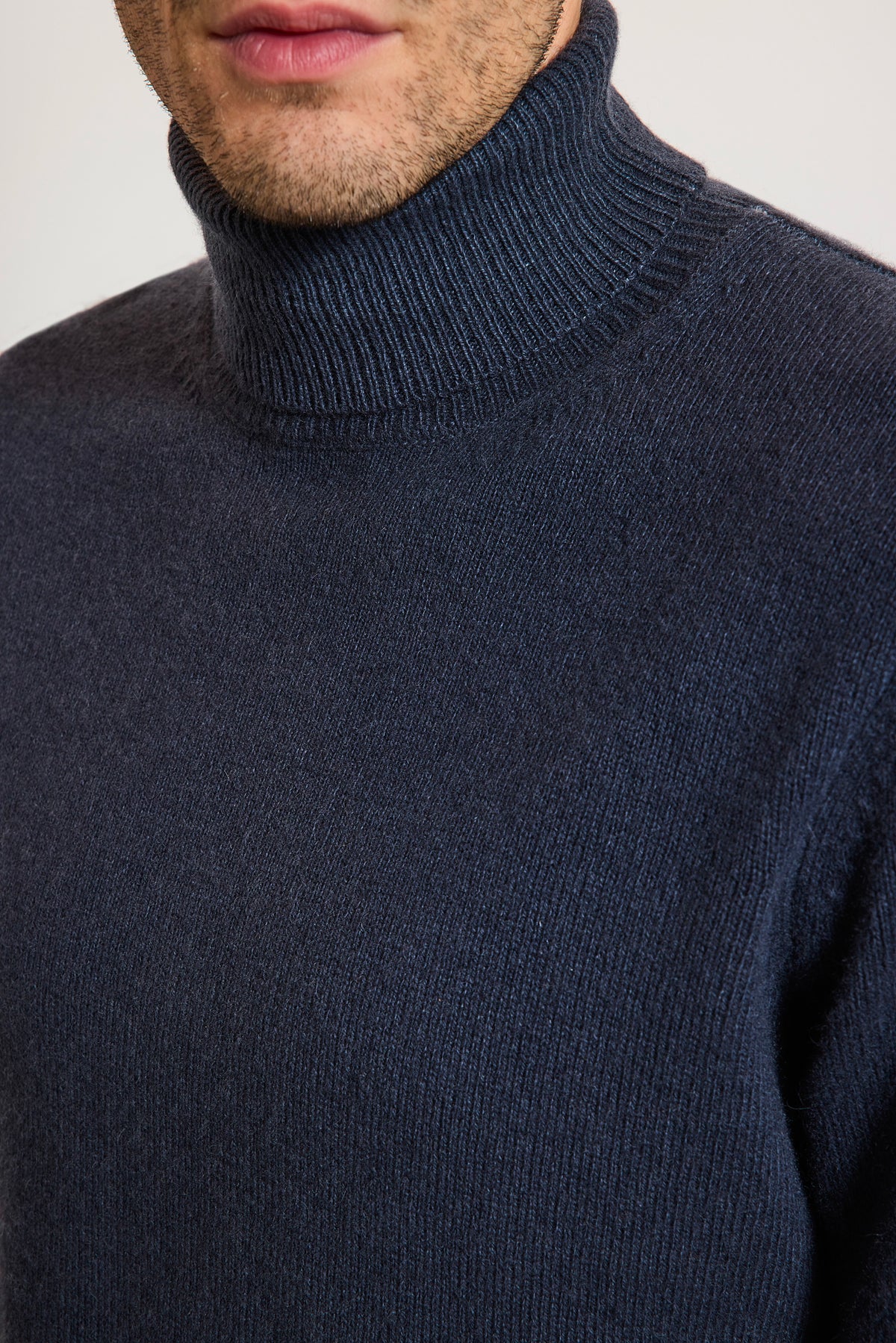 PULL EN CACHEMIRE MARINE